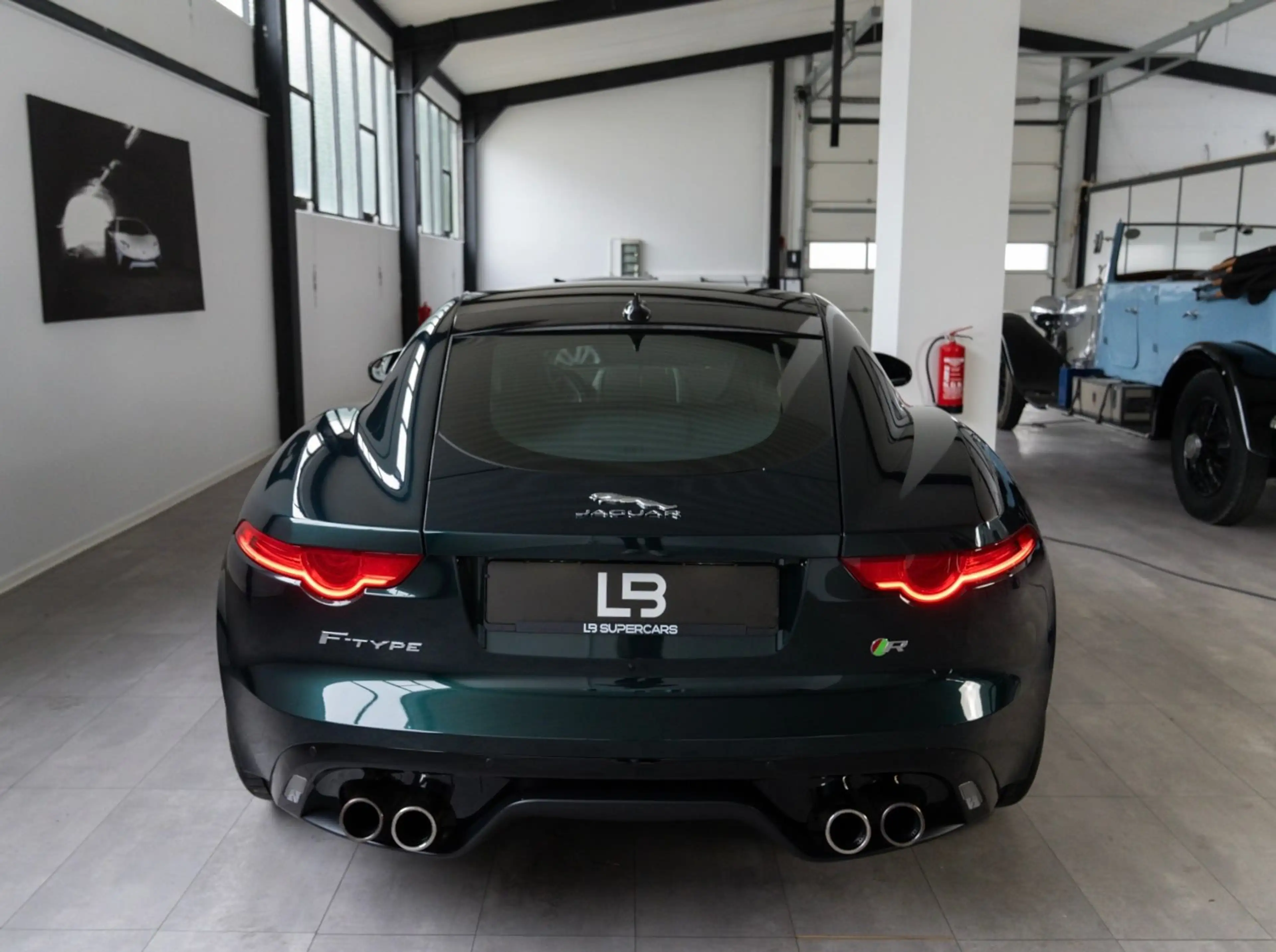 Jaguar F-Type V8 R *BritishRacingGreen*FullCarbon*Pano* — photo 7