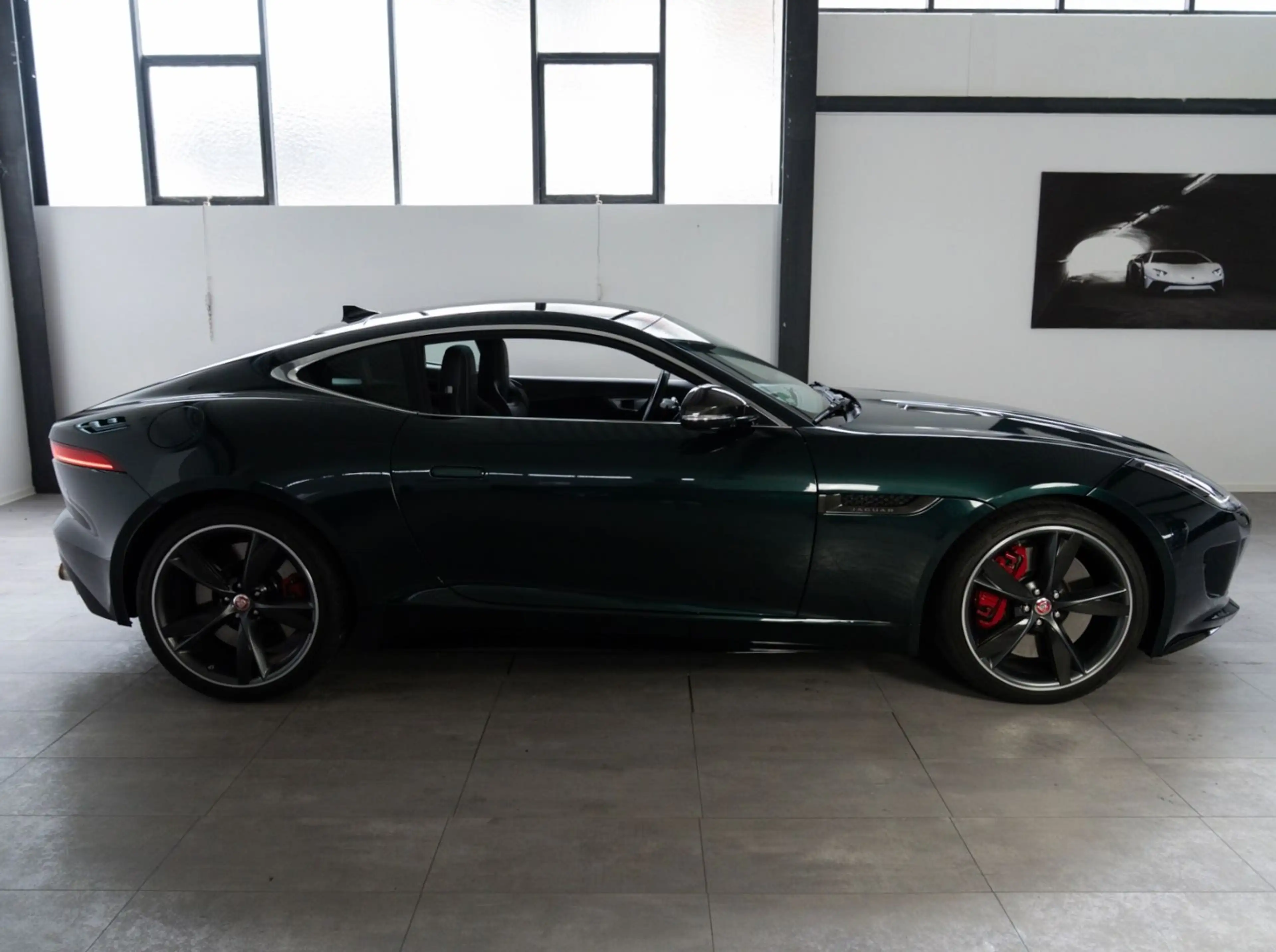 Jaguar F-Type V8 R *BritishRacingGreen*FullCarbon*Pano* — photo 4