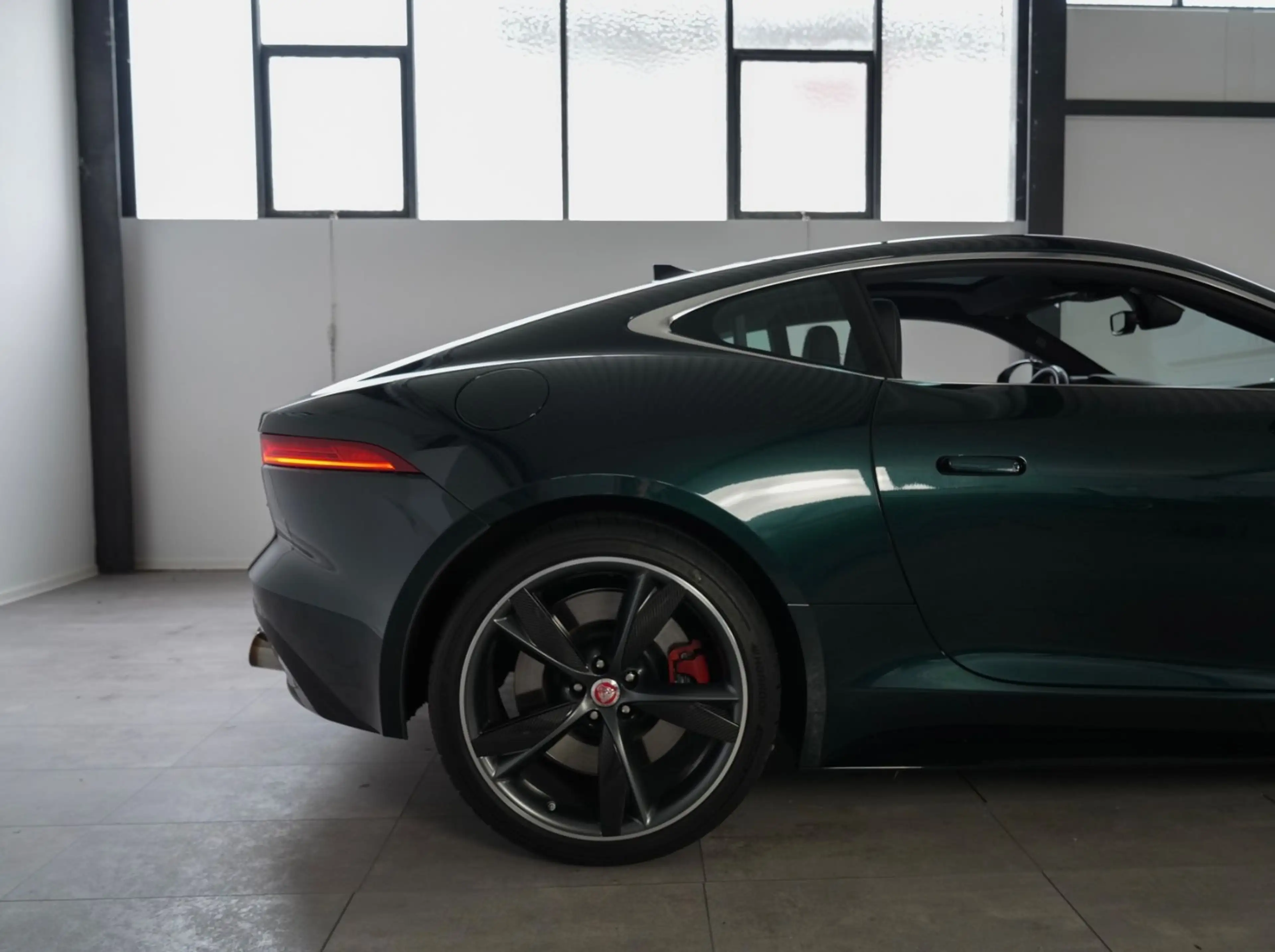 Jaguar F-Type V8 R *BritishRacingGreen*FullCarbon*Pano* — photo 5