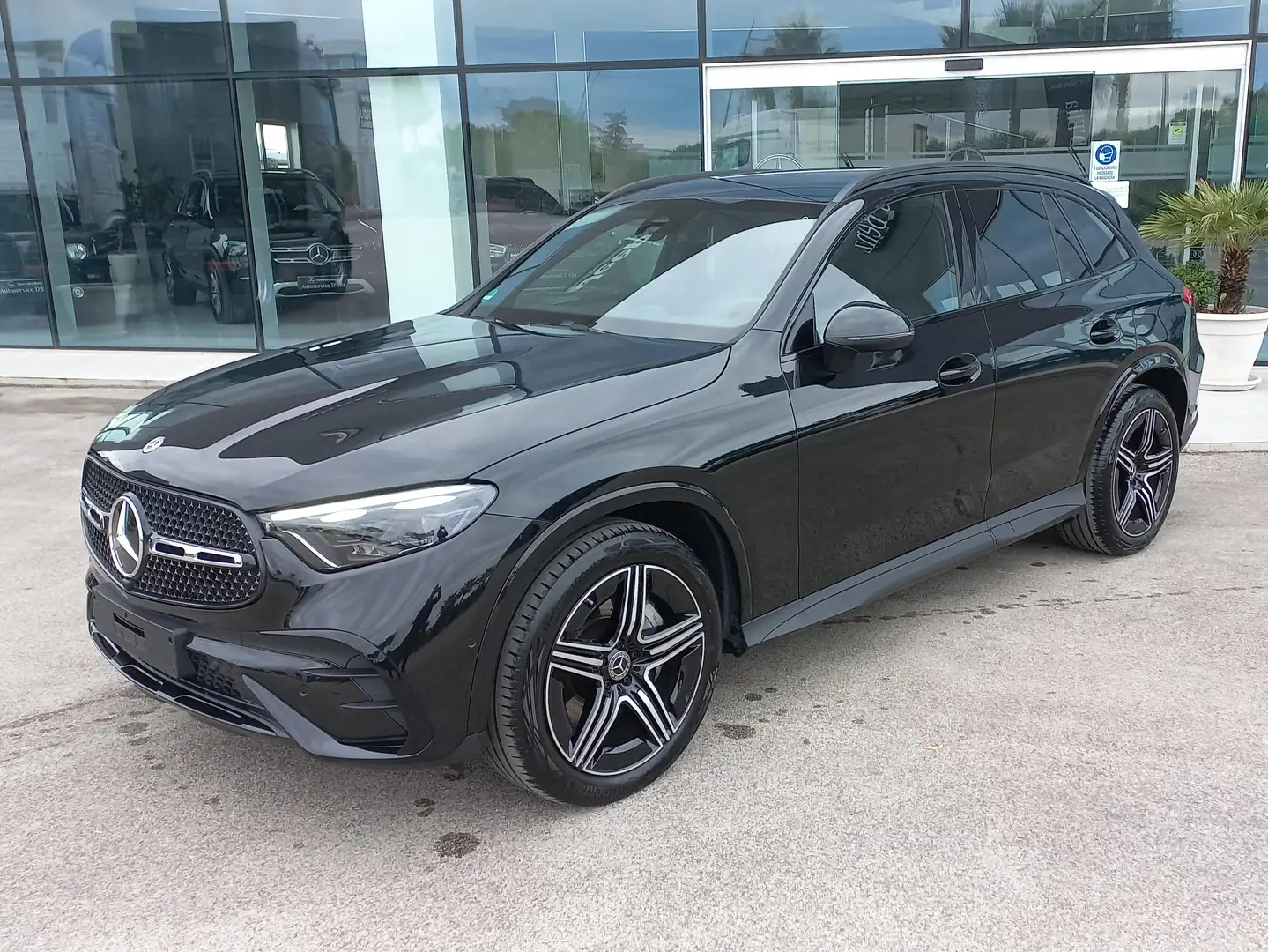 Mercedes-Benz GLC 220 d  MHEV - AMG Line Advanced Plus 4matic auto Noir - 1