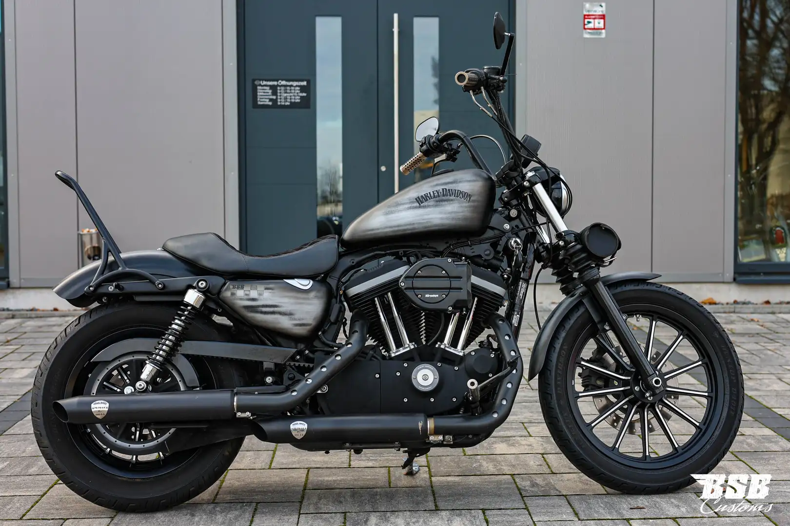 Harley-Davidson XL 883 5HD1, Penzl Anlage, Airbrush Lackierung / Garantie Black - 1