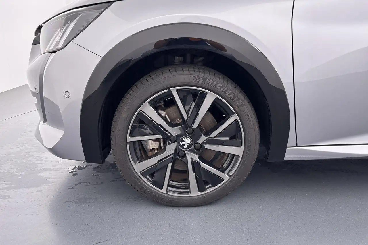 Peugeot E-208 EV GT 350 50 kWh Elektrische power met een sportie, миниатюра 23