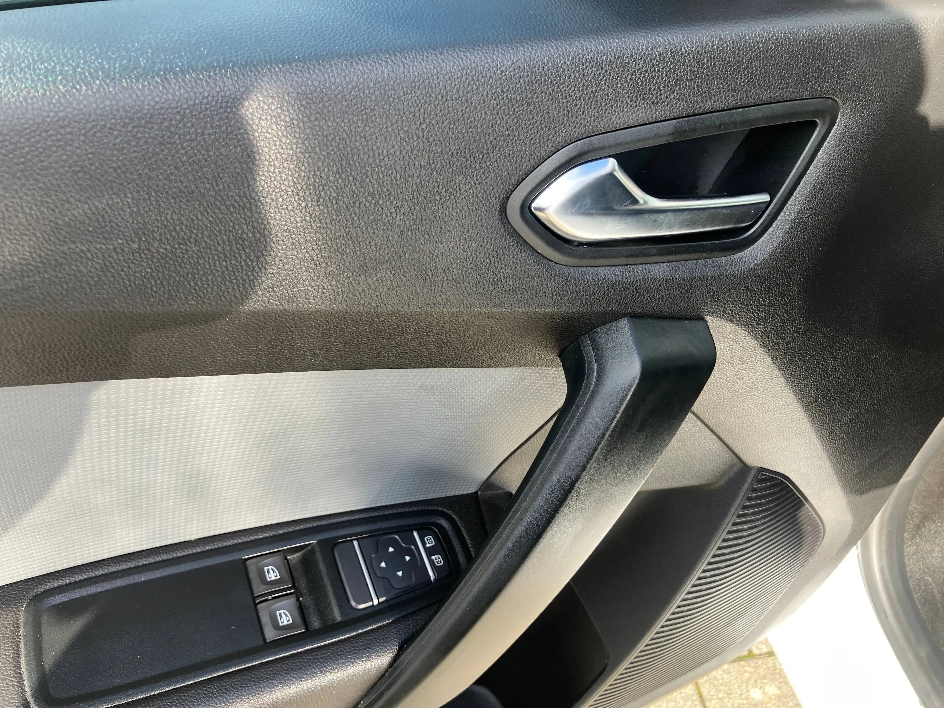 Renault Kangoo Advance *1.HAND*KLIMAAUTOMATIK*NAVI*KAMERA*AHK*LED Scheinwerfer*PDC* REGALSYSTEM*TOP* — photo 7