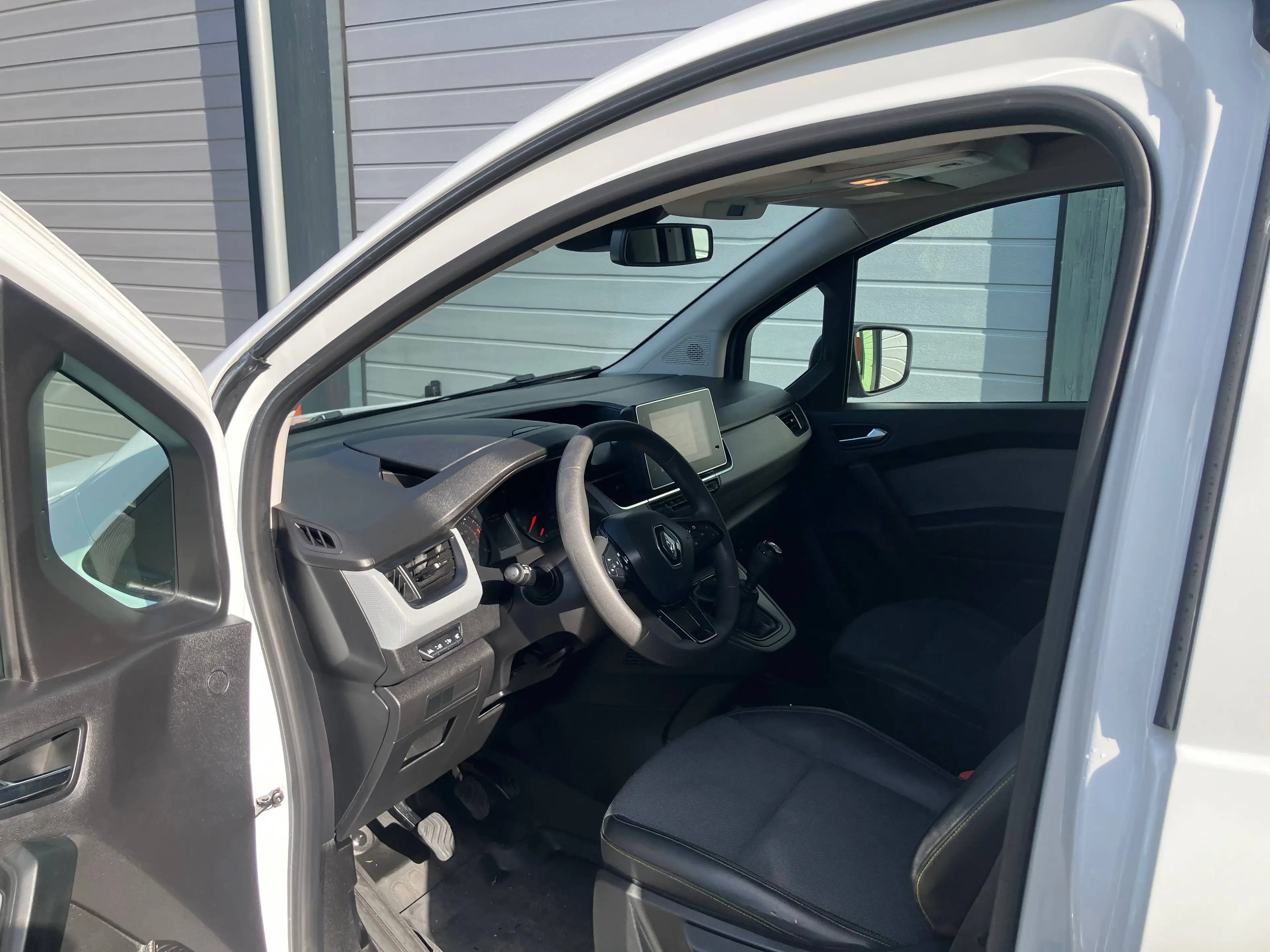 Renault Kangoo Advance *1.HAND*KLIMAAUTOMATIK*NAVI*KAMERA*AHK*LED Scheinwerfer*PDC* REGALSYSTEM*TOP* — photo 5