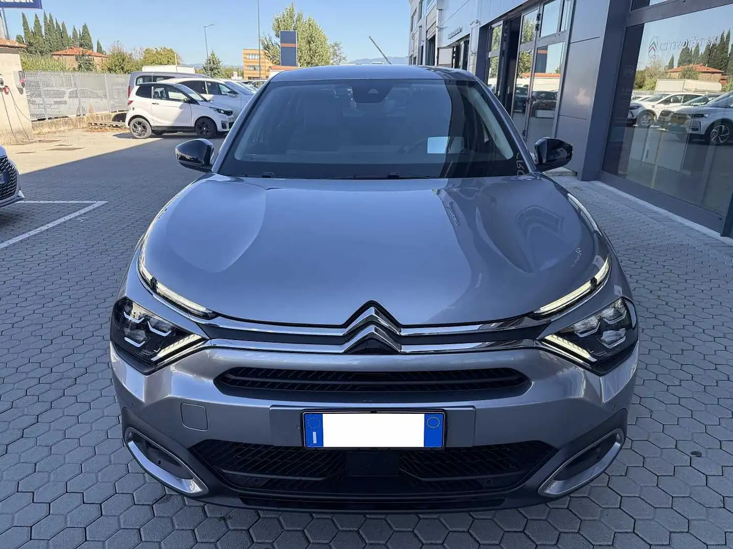 Citroen C4 X 1.5 BlueHDI 130 CV AT8 Max Grijs - 2