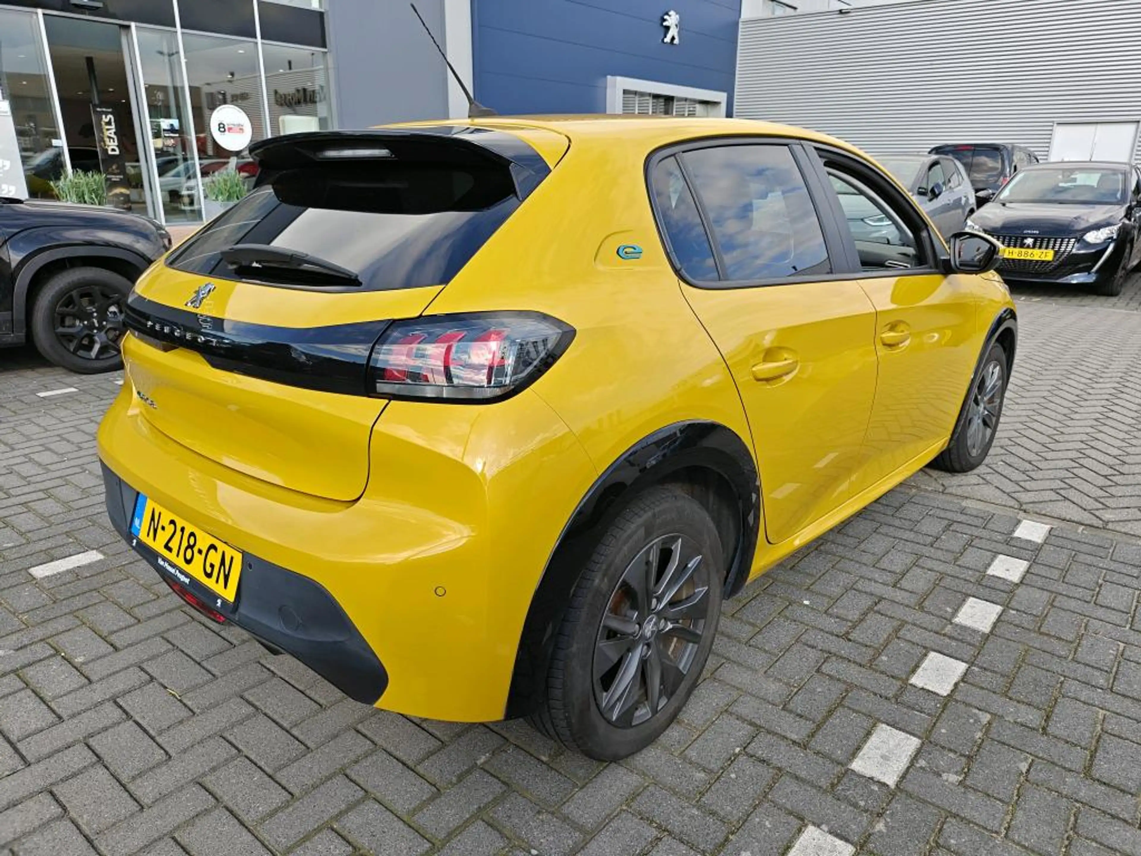 Peugeot e-208 EV Active Pack 50 kWh | Fase 3 laden | SOH 97,13% — photo 3