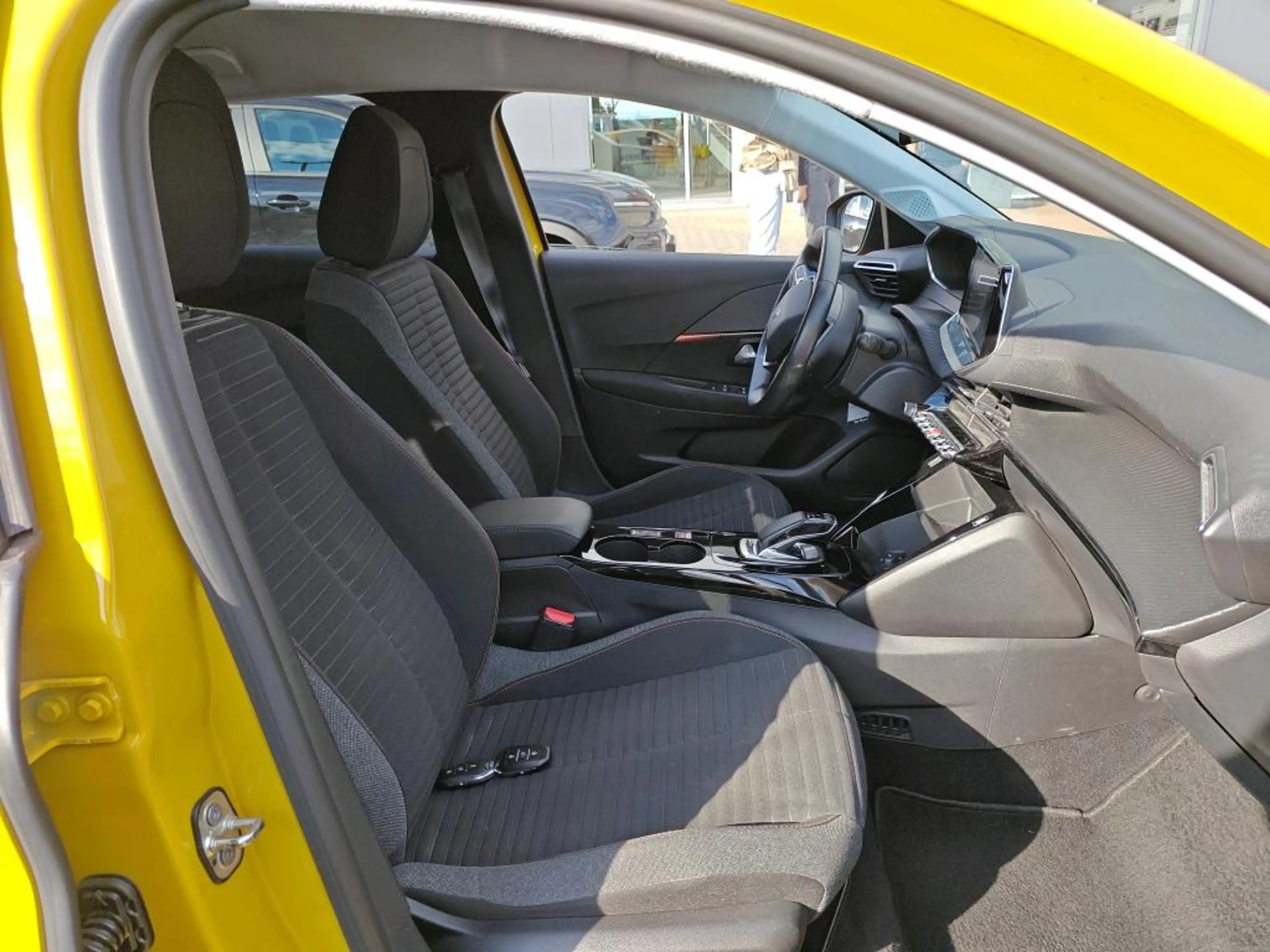 Peugeot e-208 EV Active Pack 50 kWh | Fase 3 laden | SOH 97,13% — photo 7