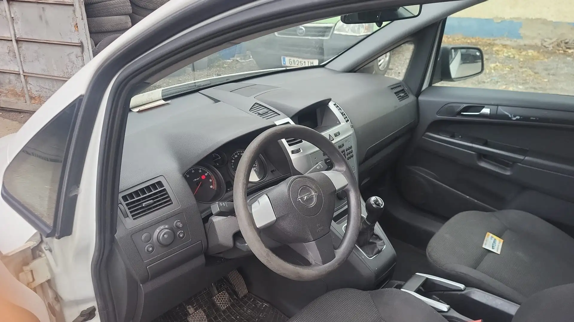 Opel Zafira Zafira 1,8 Edition Plus Edition Plus Weiß - 2