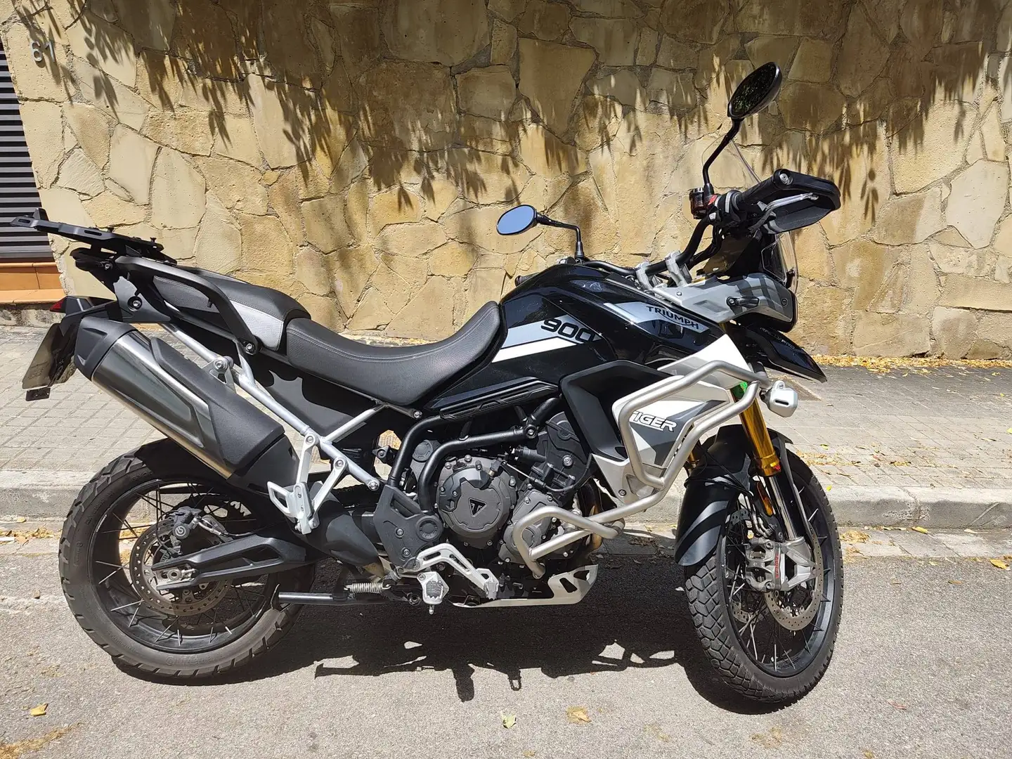 Triumph Tiger 900 Rally Pro Negro - 1