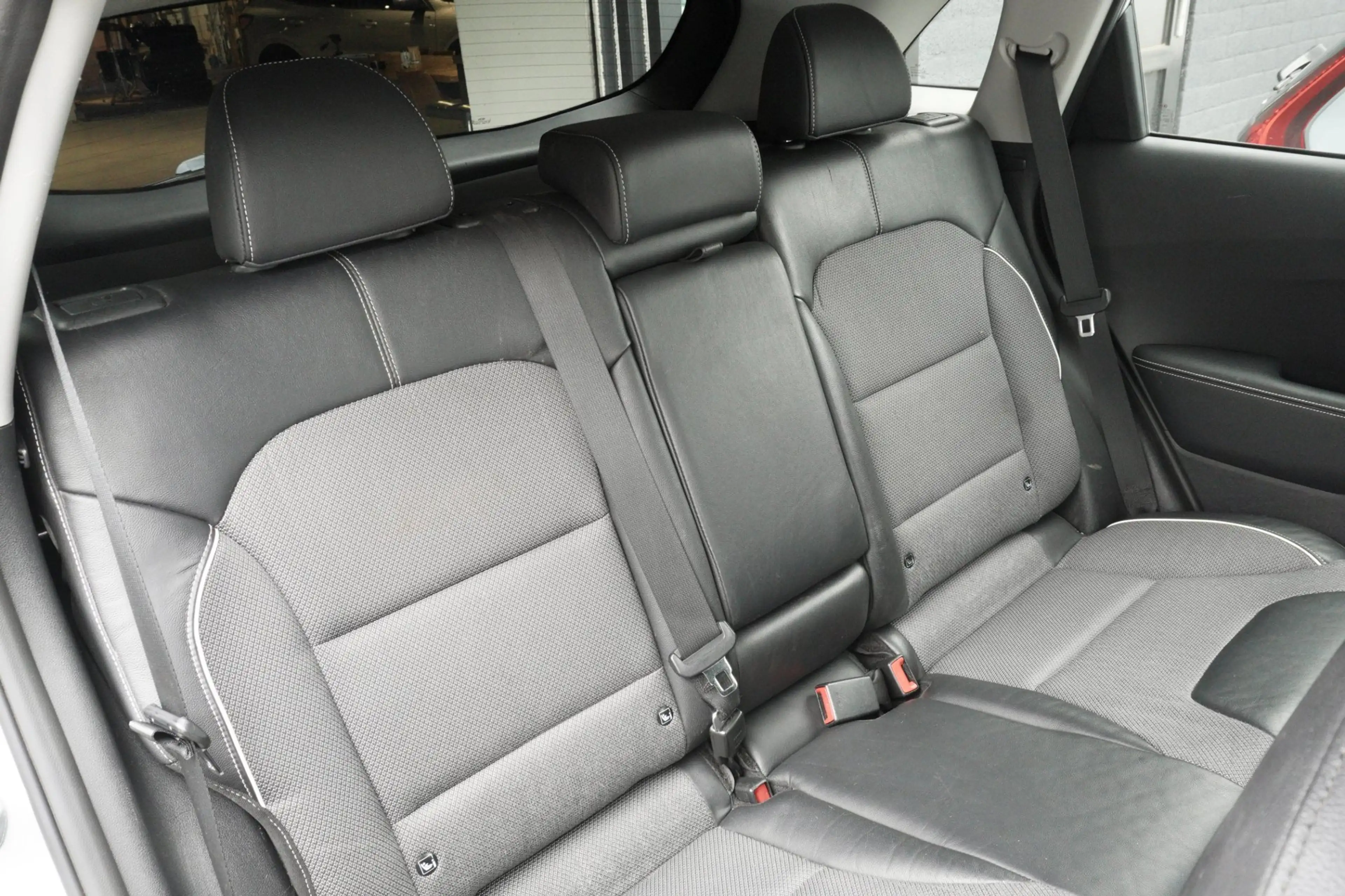 Kia e-Niro DynamicPlusLine 64 kWh Pano|Stoel/stuurverwarming| — photo 12