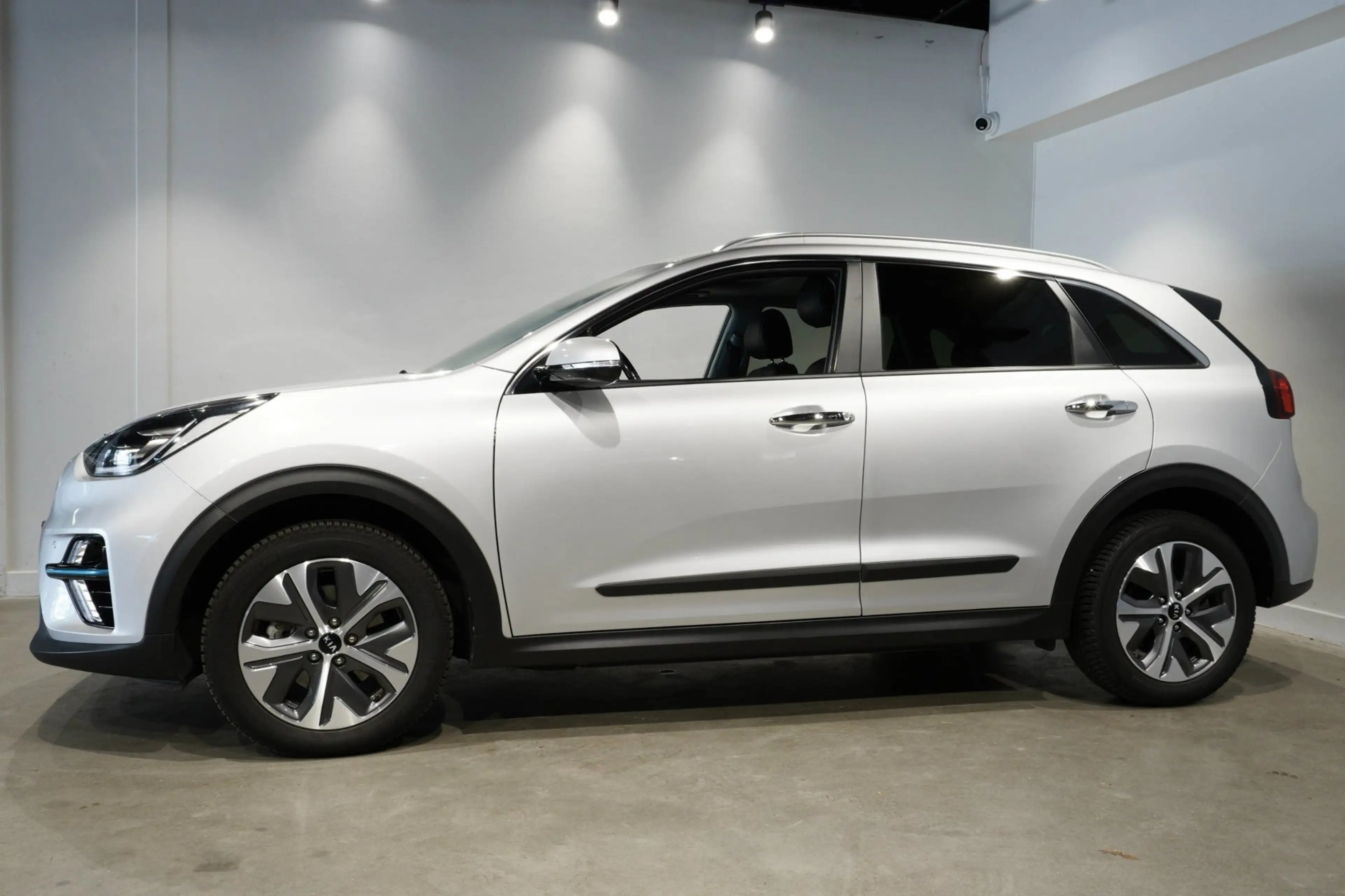 Kia e-Niro DynamicPlusLine 64 kWh Pano|Stoel/stuurverwarming| — photo 8