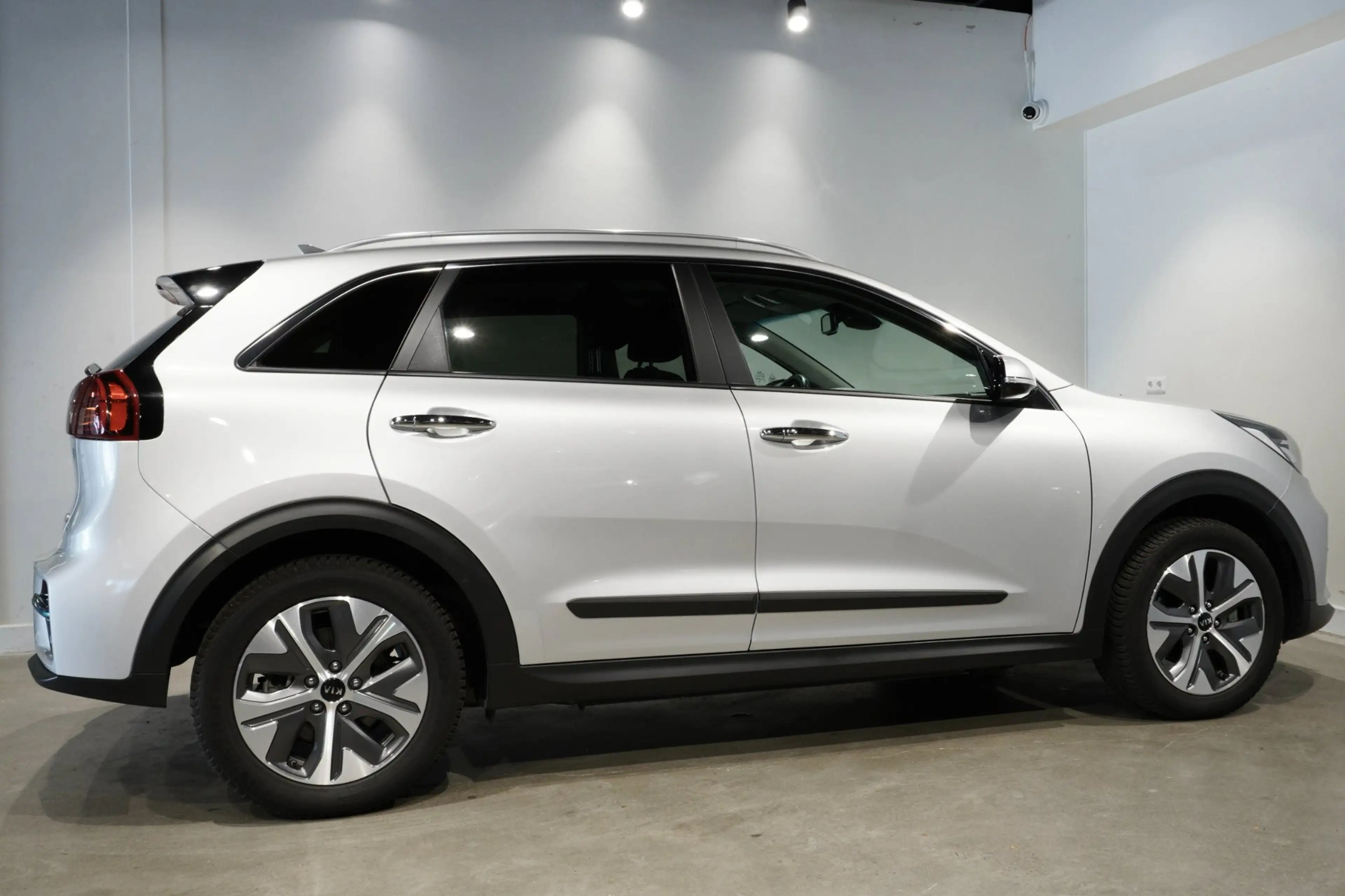 Kia e-Niro DynamicPlusLine 64 kWh Pano|Stoel/stuurverwarming| — photo 7