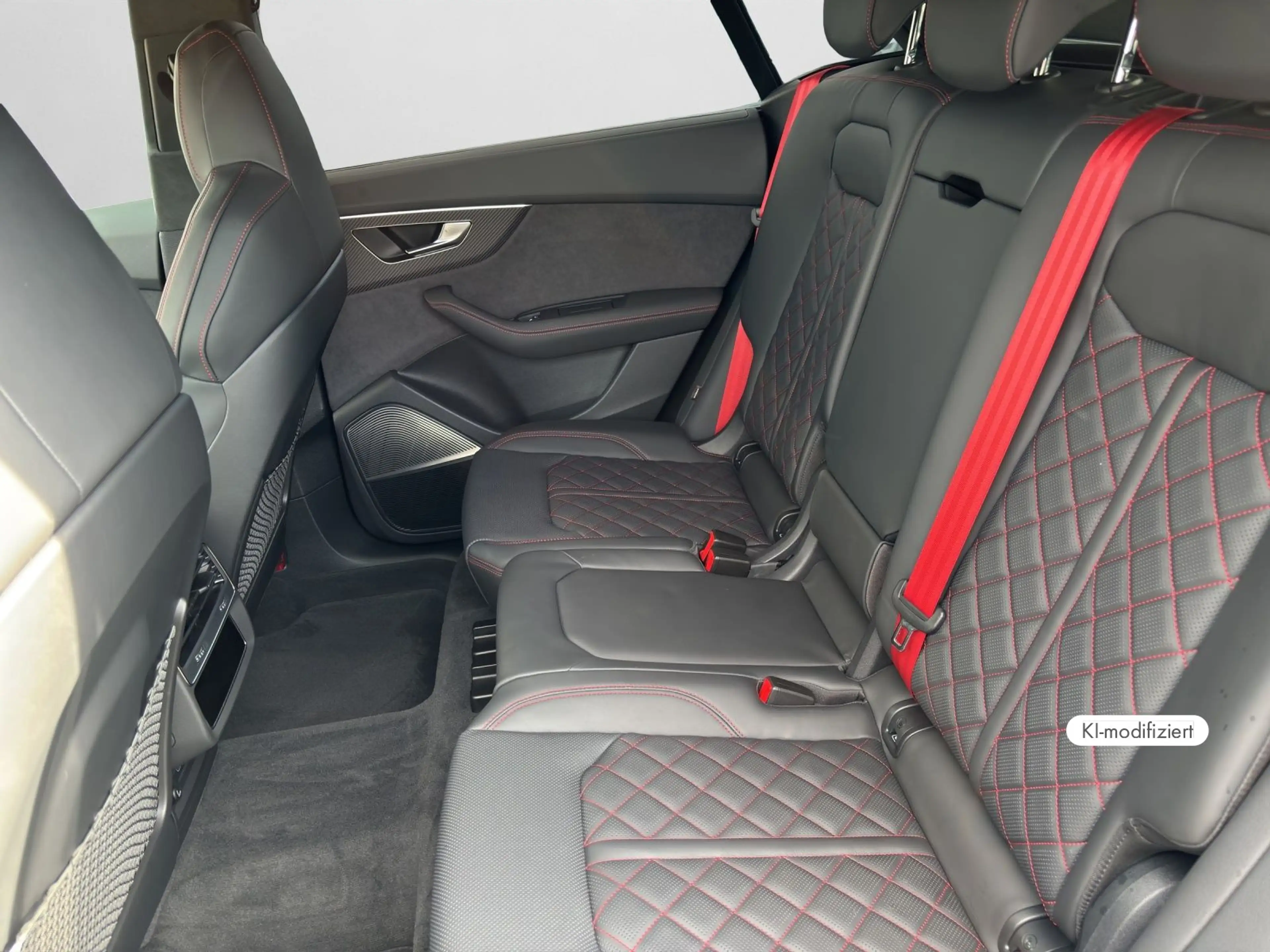 Audi SQ8 4.0 TFSI Quattro HUD AHK PANO SHZ V+H  360 ° — photo 14