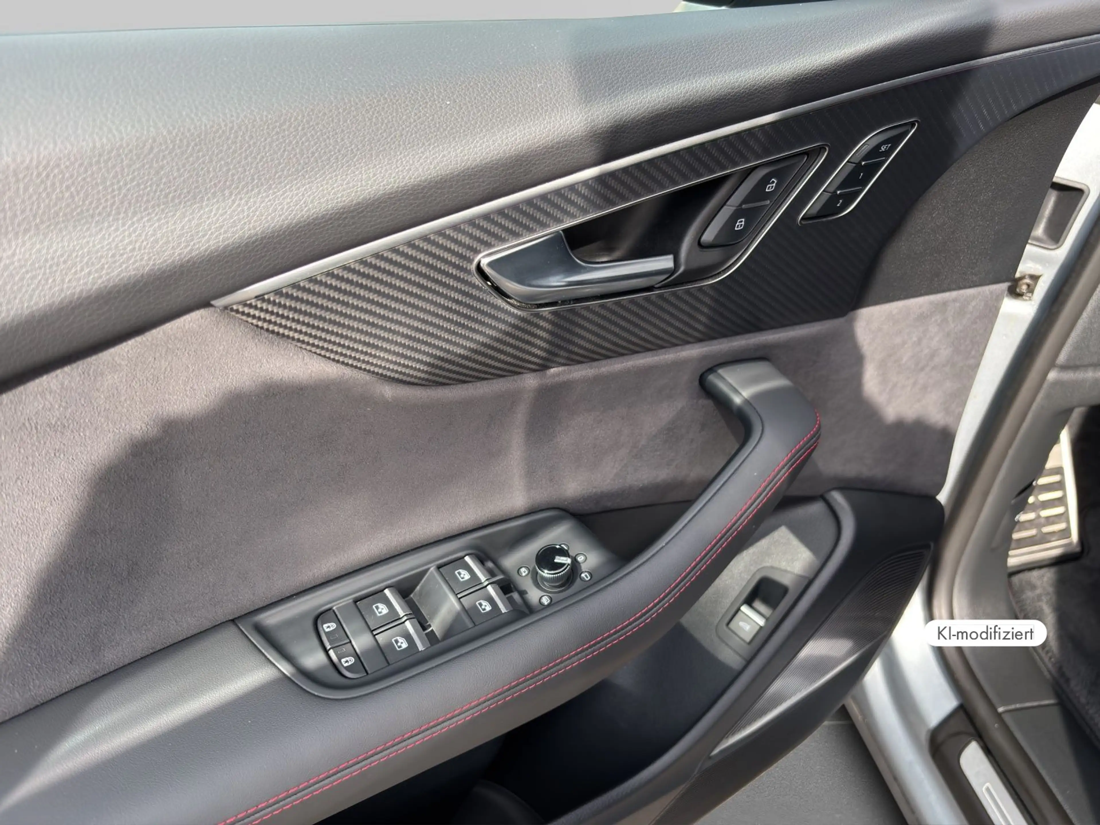 Audi SQ8 4.0 TFSI Quattro HUD AHK PANO SHZ V+H  360 ° — photo 13