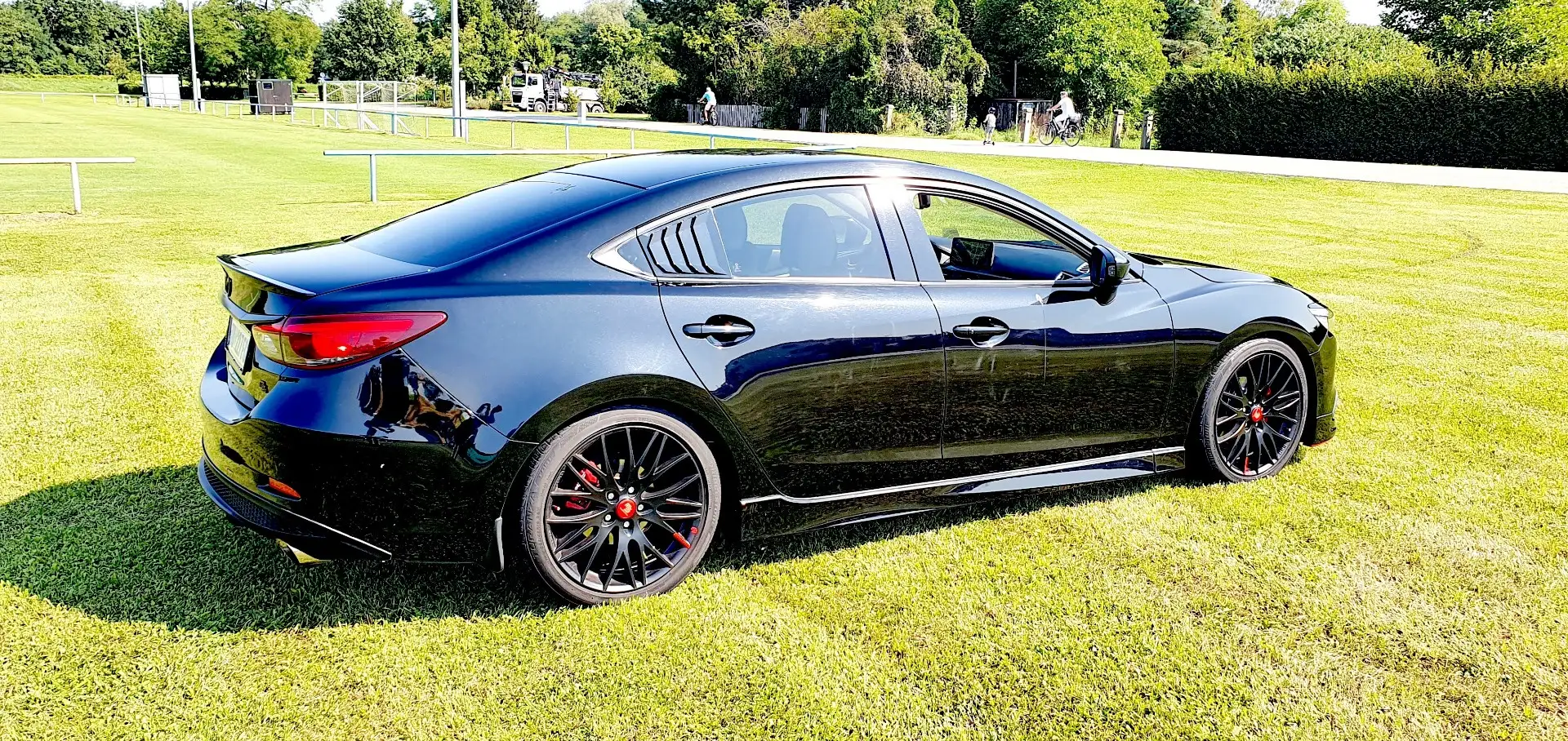 Mazda 6 Mazda 6 G192 Revolution Top "Leder weiss" Aut. Rev Schwarz - 2