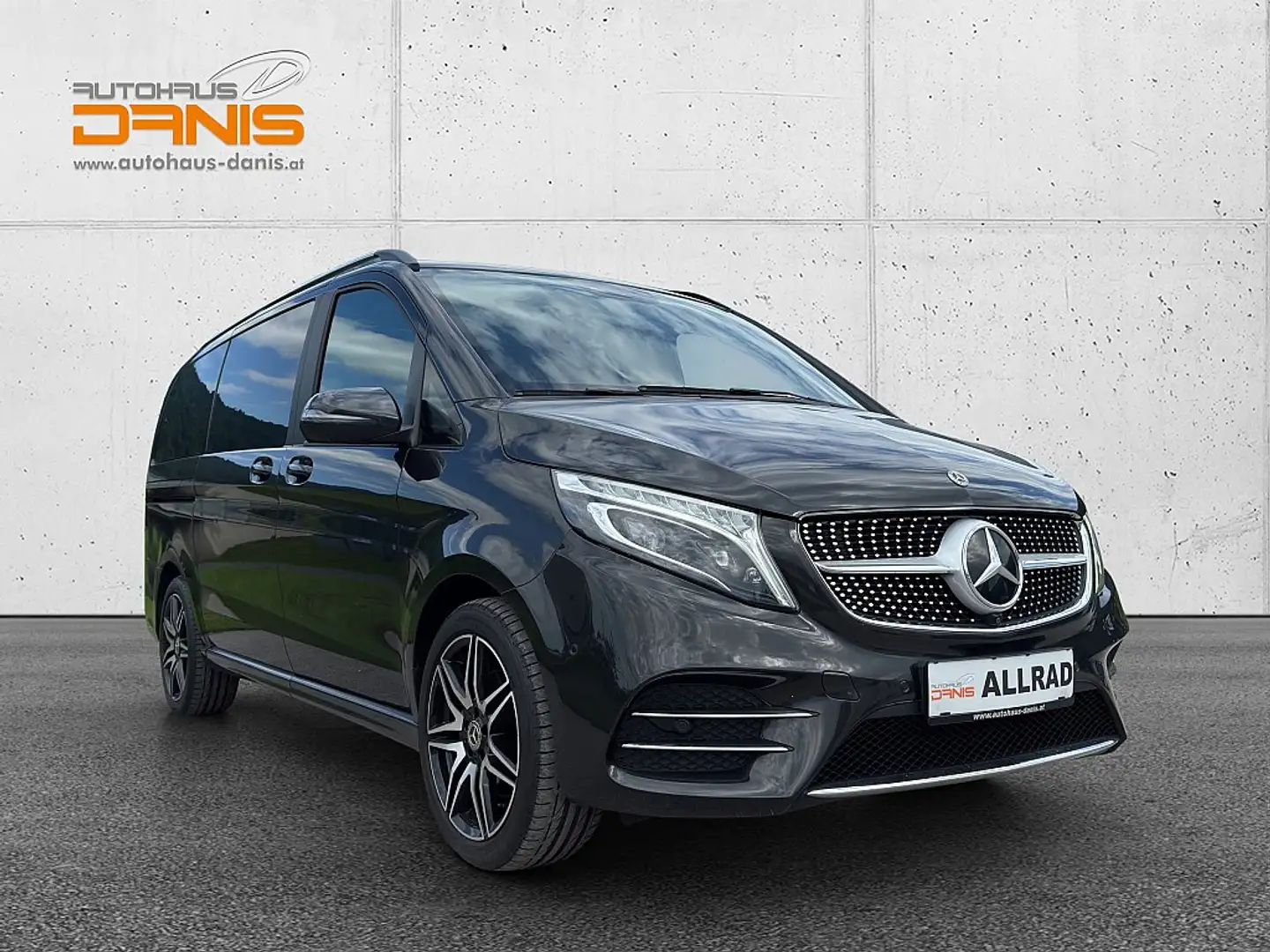 Mercedes-Benz V 300 d Kombi 4MATIC lang Avantgarde  Aut. A-Edition ... Schwarz - 2