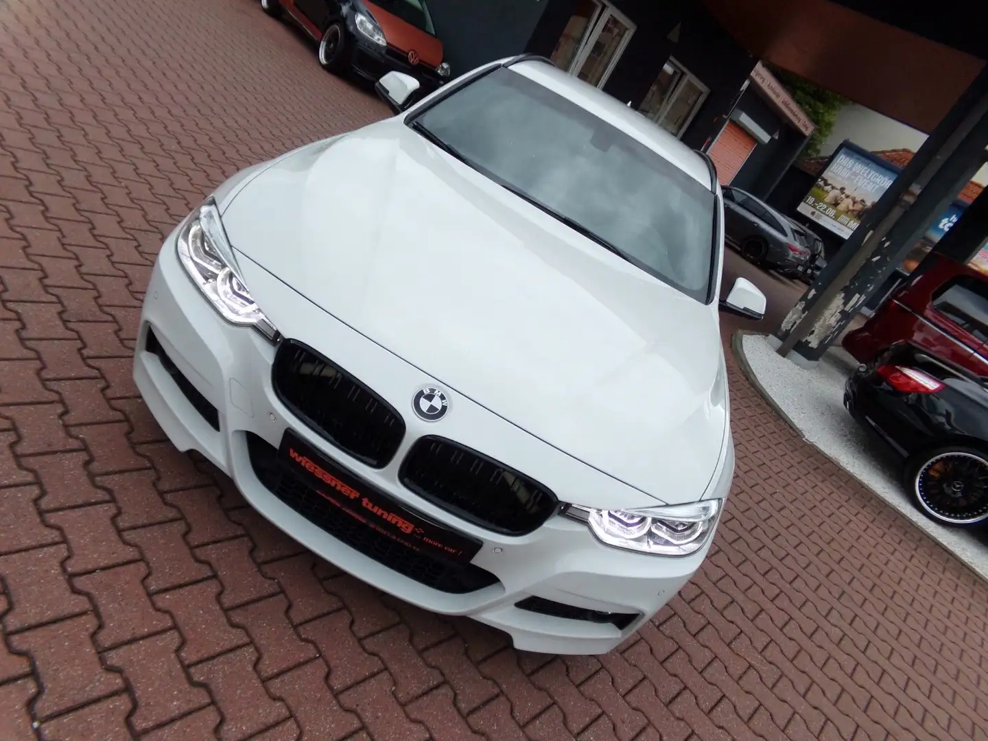 BMW 320 3 Touring 320 i M Sport, 300 PS, M- Paket Wit - 1