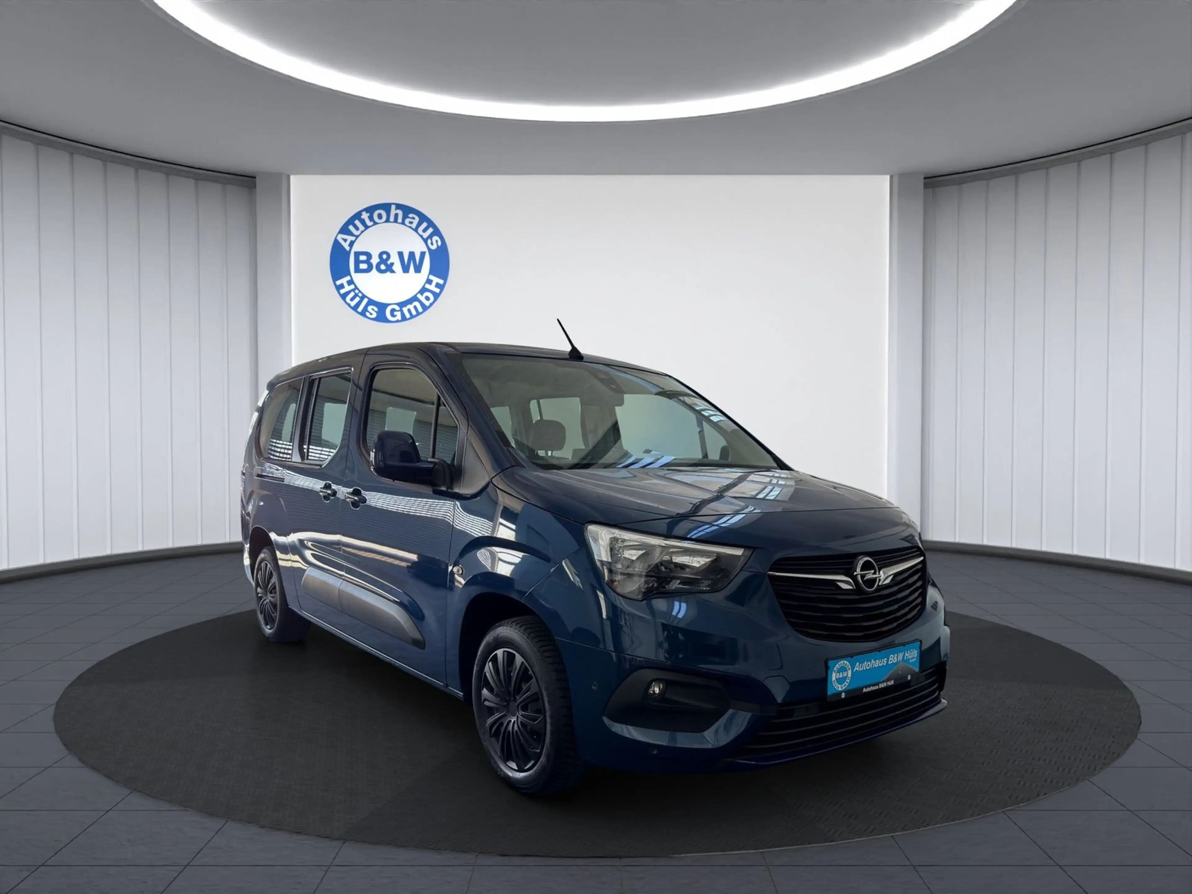 Opel Combo Life Selection*AHK*KLIMA*KAMERA*NAVI*