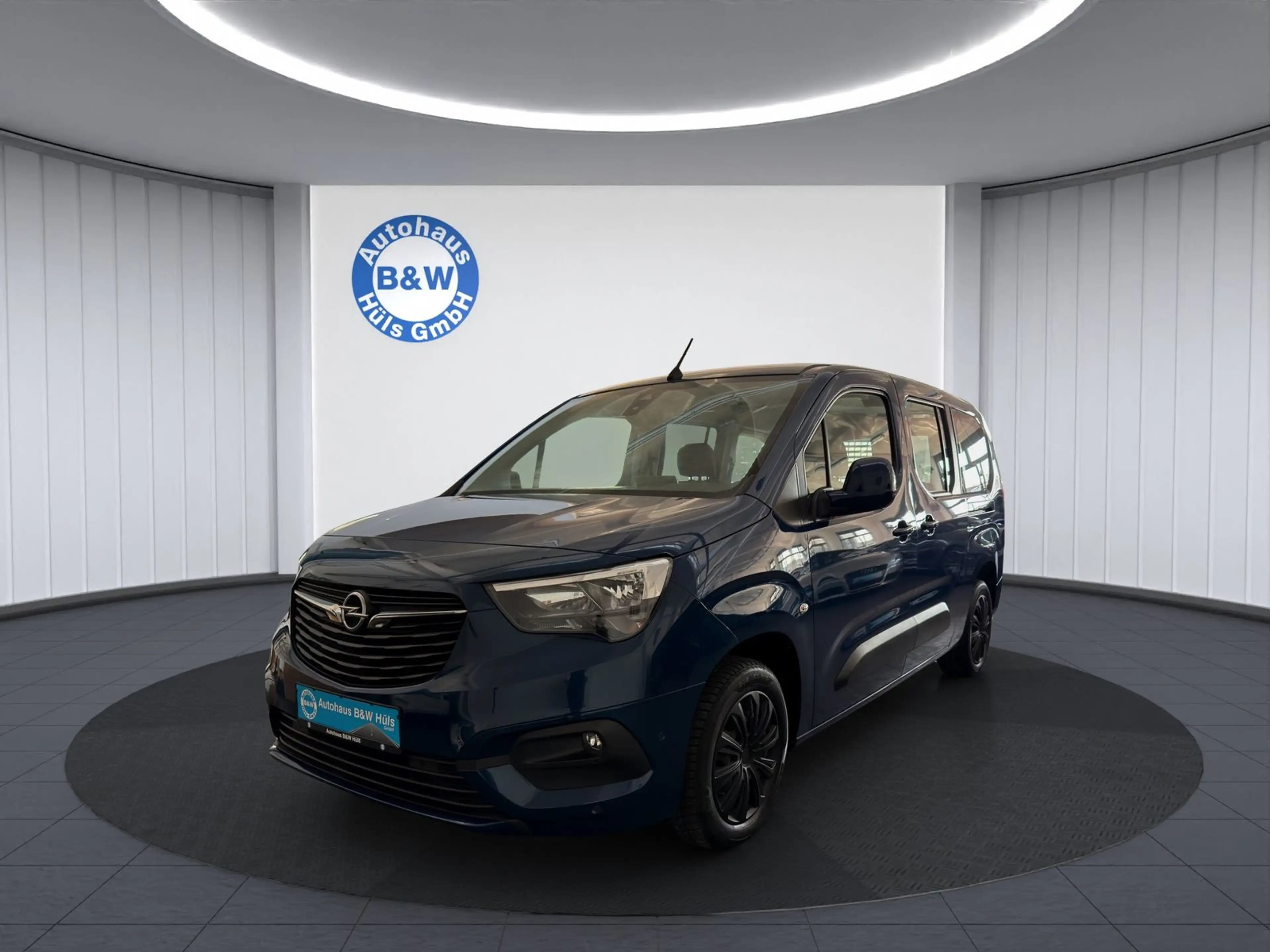 Opel Combo Life Selection*AHK*KLIMA*KAMERA*NAVI* — photo 3