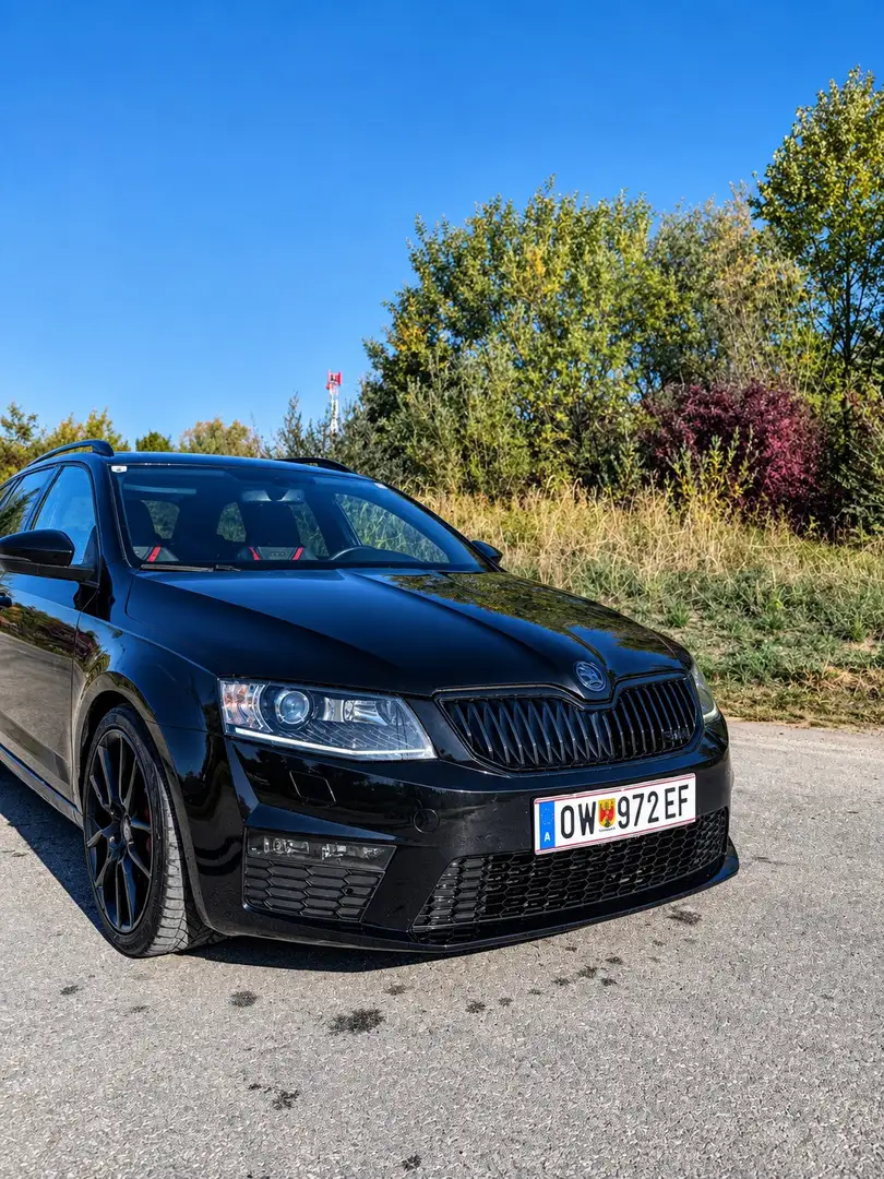 Skoda Octavia Combi RS 2,0 TDI Green tec Schwarz - 2