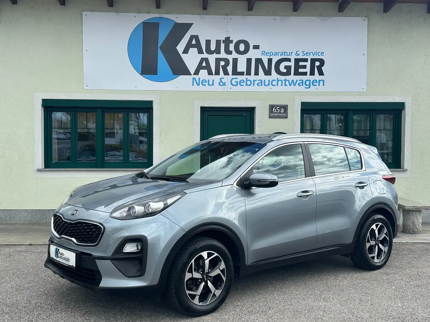 Kia Sportage 1,6 CRDI SCR Silber - 1