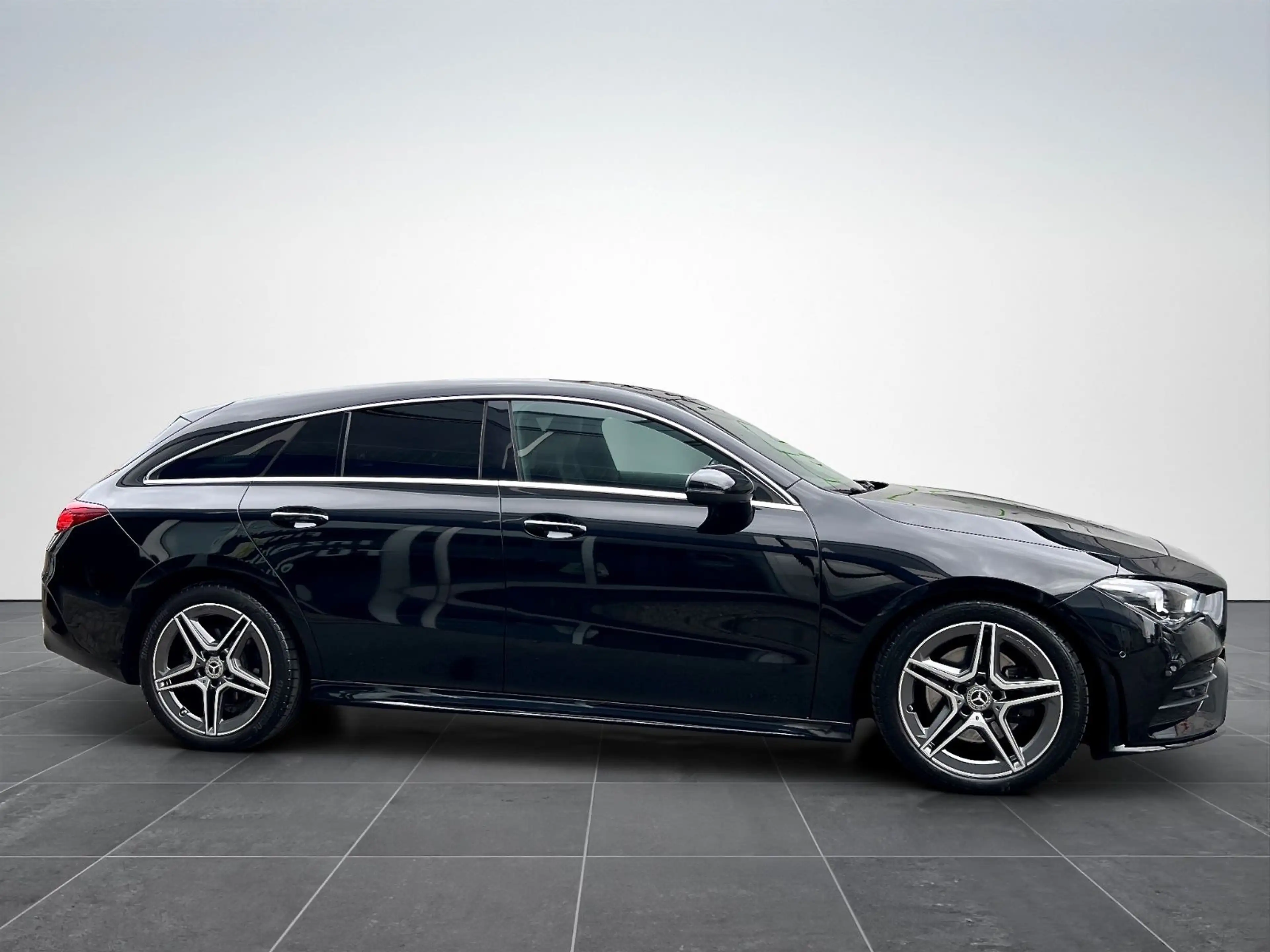 Mercedes-Benz CLA 220 CLA 220 d SB AMG DCT*LED*VOLLLEDER*360°*AHK* — photo 5