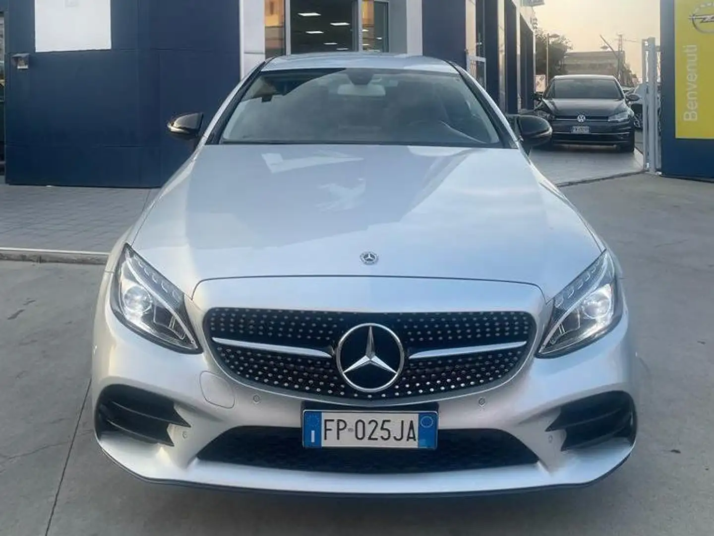 Mercedes-Benz C 220 C Coupe 220 d Premium Plus 4matic auto-4X4 Silber - 2