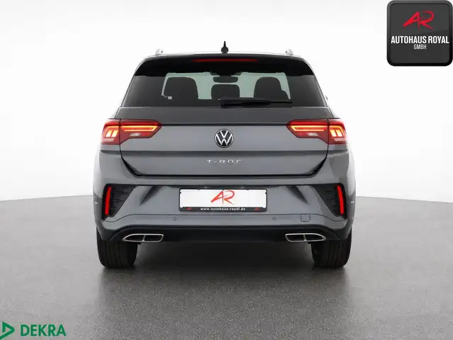 Volkswagen T-Roc view 4