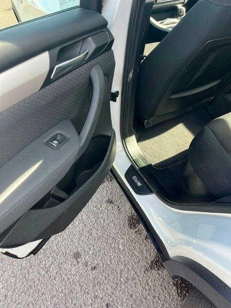 BMW X4 xDrive 20 i HUD+Xenon+Schiebedach — photo 3
