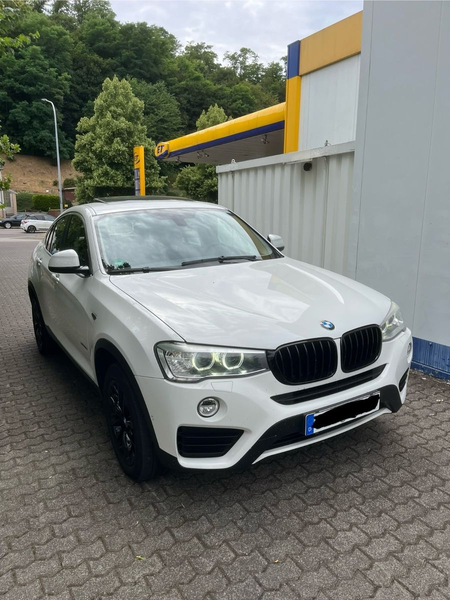 BMW X4 xDrive 20 i HUD+Xenon+Schiebedach — photo 8