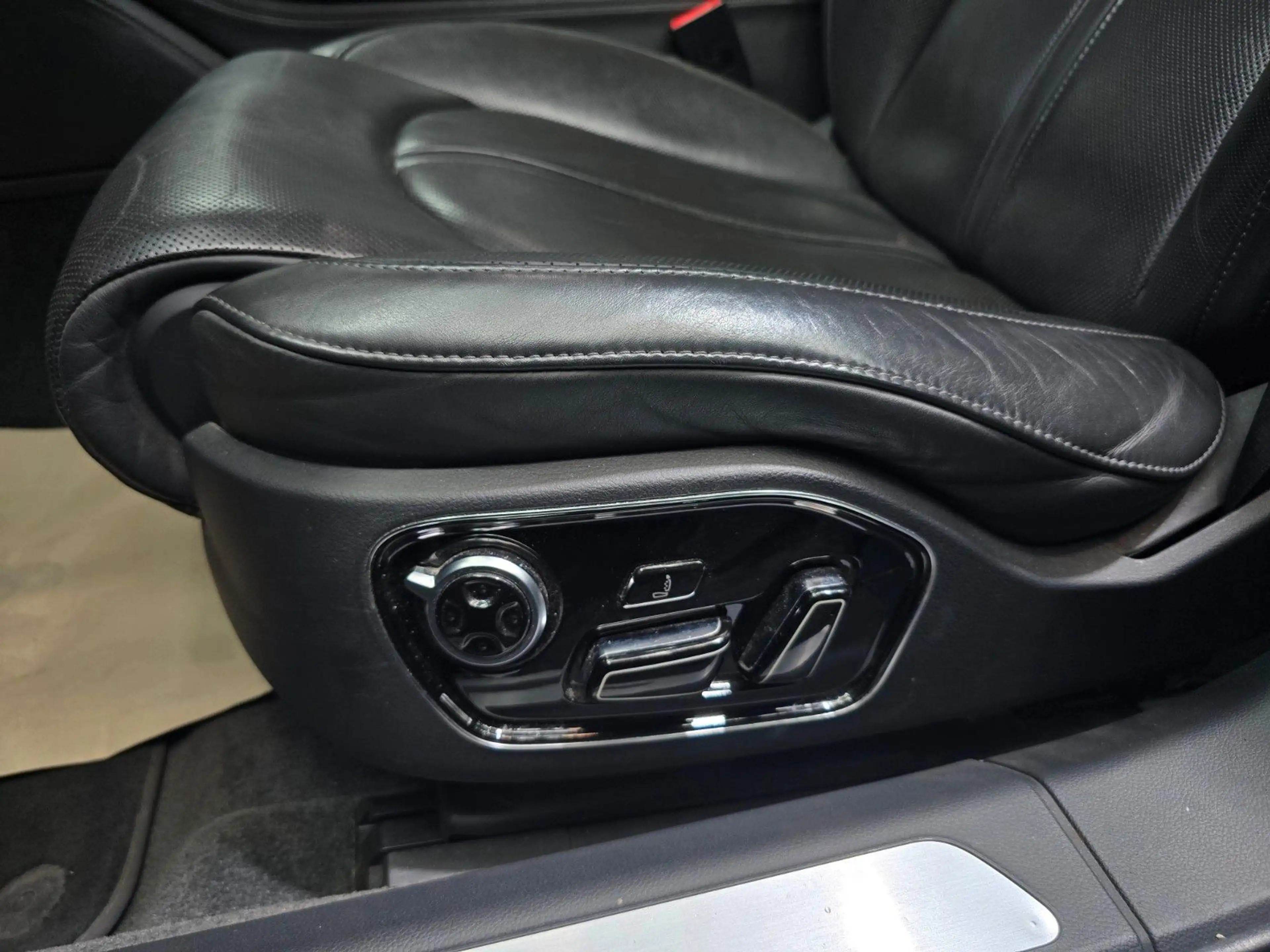 Audi A8 4.2 FSI quattro 21 ZOLL KAMERA PDC — photo 13