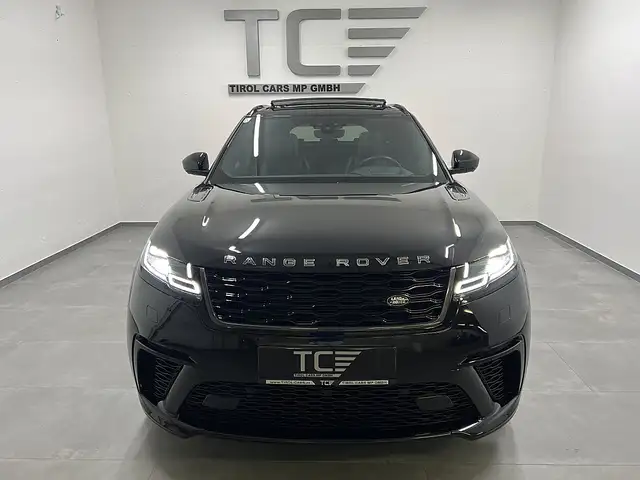 Land Rover Range Rover Velar view 2