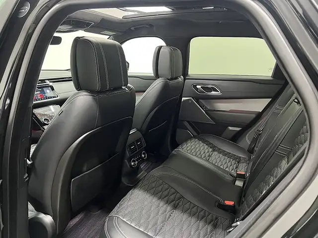 Land Rover Range Rover Velar view 15