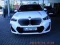 BMW iX1 eDrive20 Sportpaket AD AHK-klappbar AHK El. Panoda Weiß - thumbnail 4