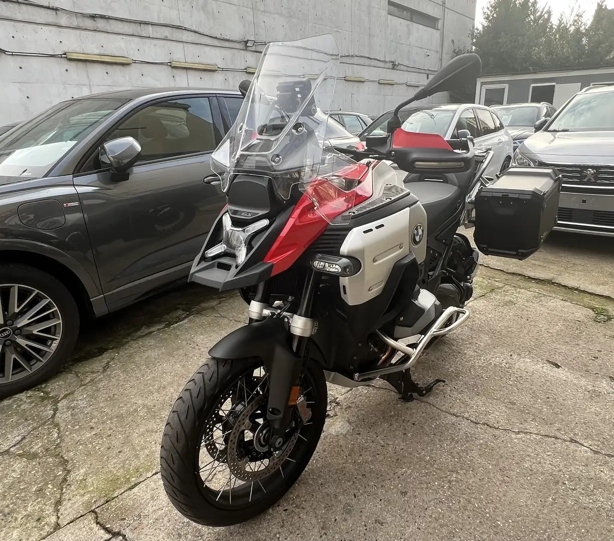 BMW R 1300 GS Adventure - 2