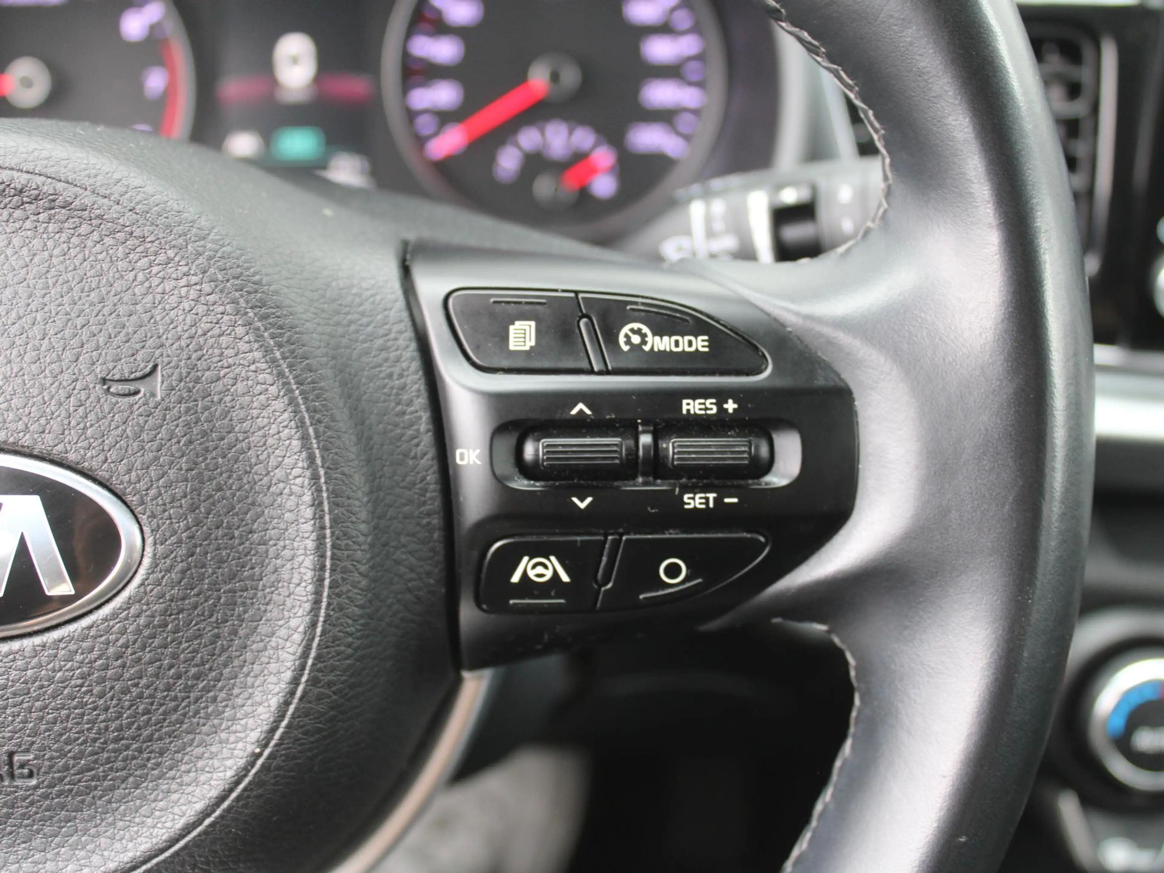 Kia Rio 1.0 T-GDi MHEV DynamicPlusLine | BTW Auto | Navi | — photo 14