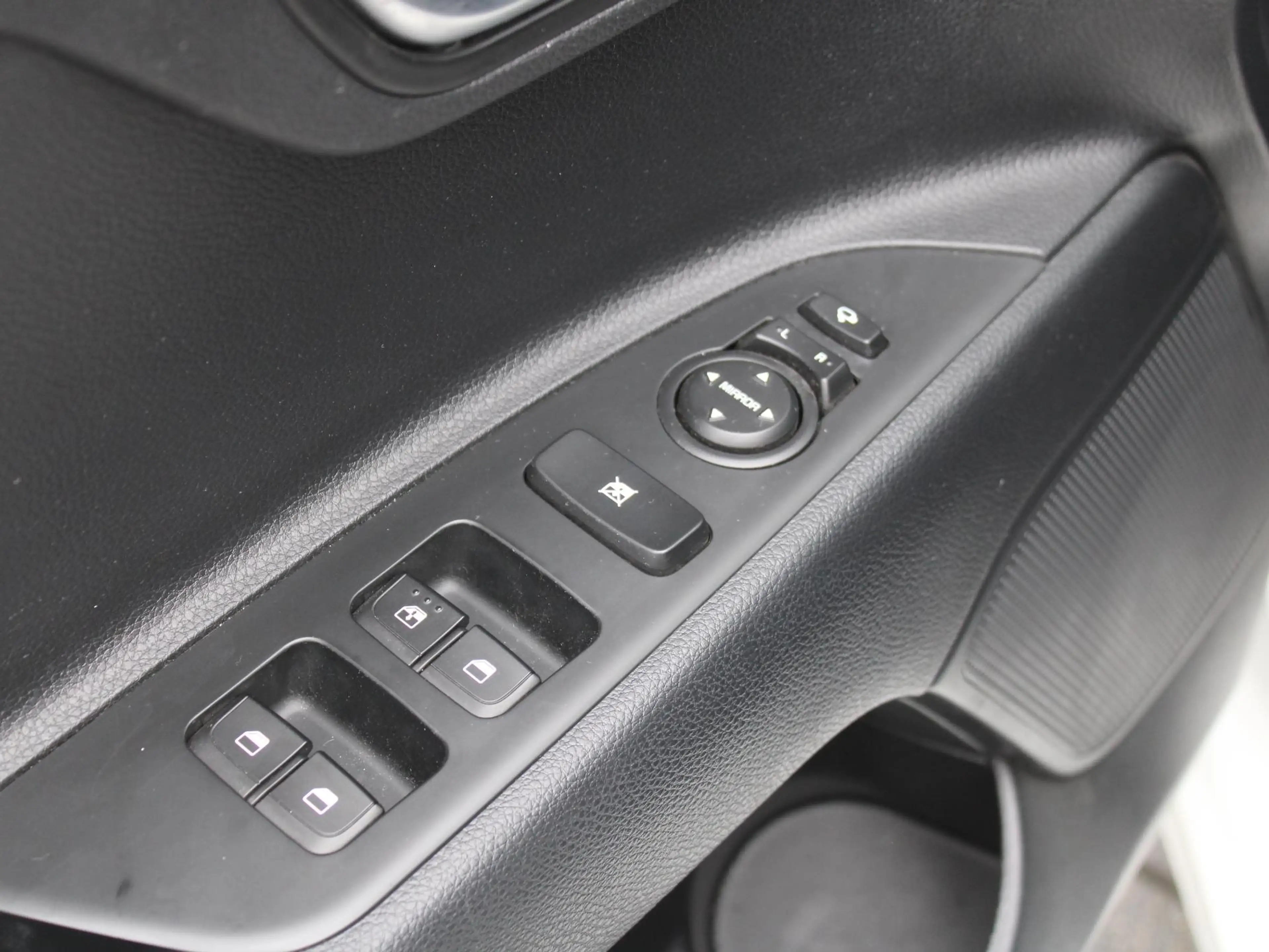 Kia Rio 1.0 T-GDi MHEV DynamicPlusLine | BTW Auto | Navi | — photo 22