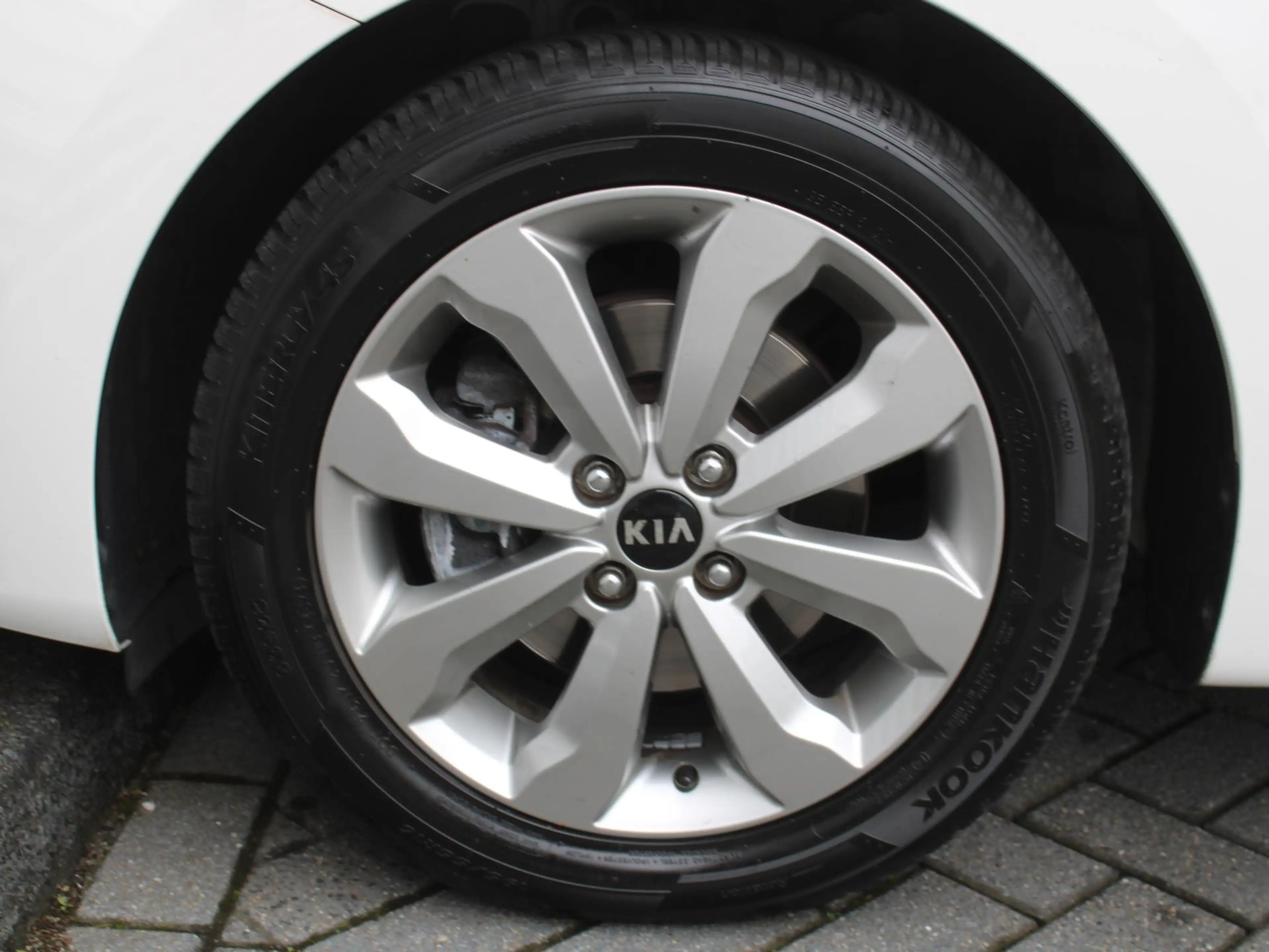 Kia Rio 1.0 T-GDi MHEV DynamicPlusLine | BTW Auto | Navi | — photo 29