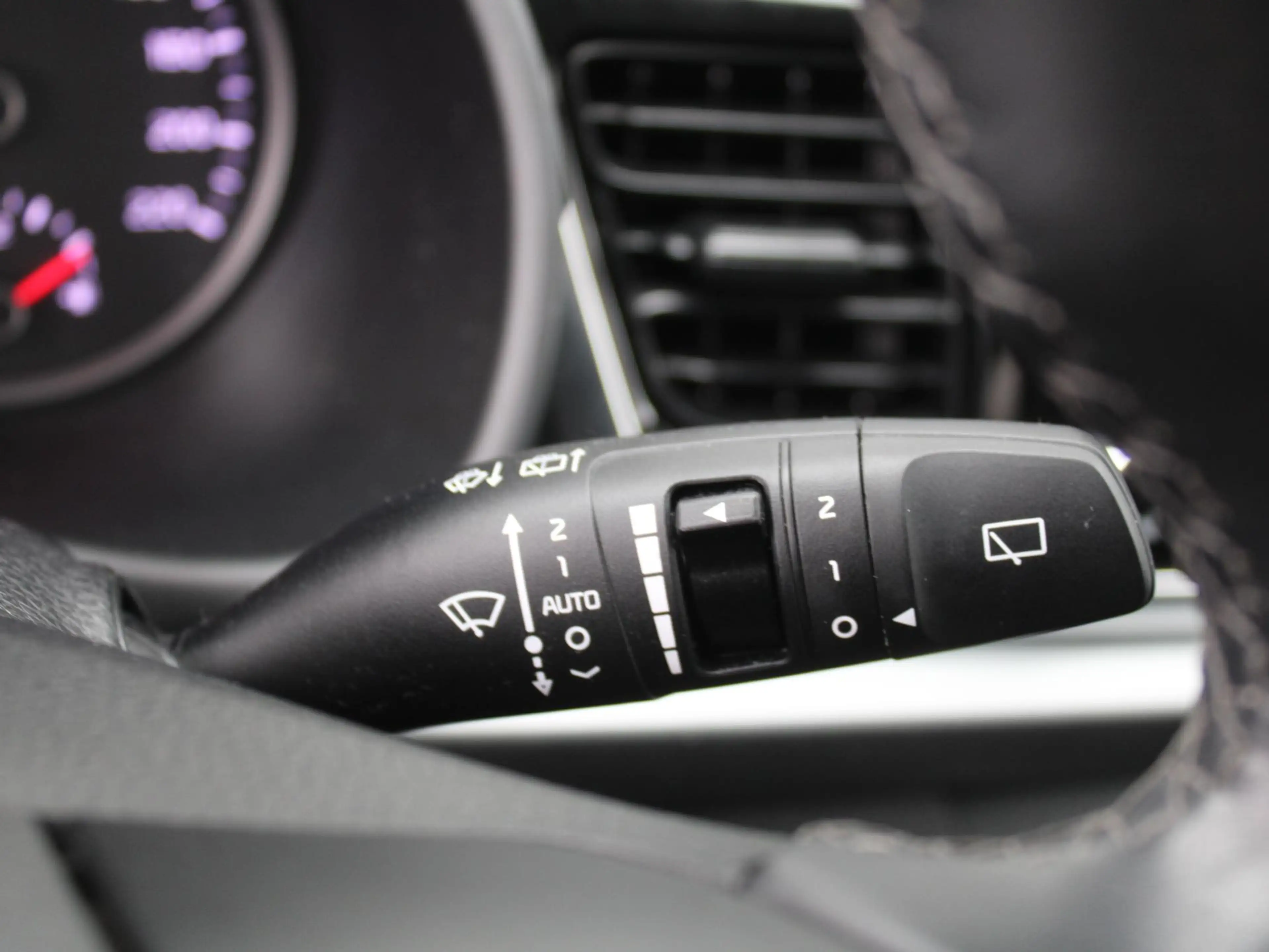 Kia Rio 1.0 T-GDi MHEV DynamicPlusLine | BTW Auto | Navi | — photo 15