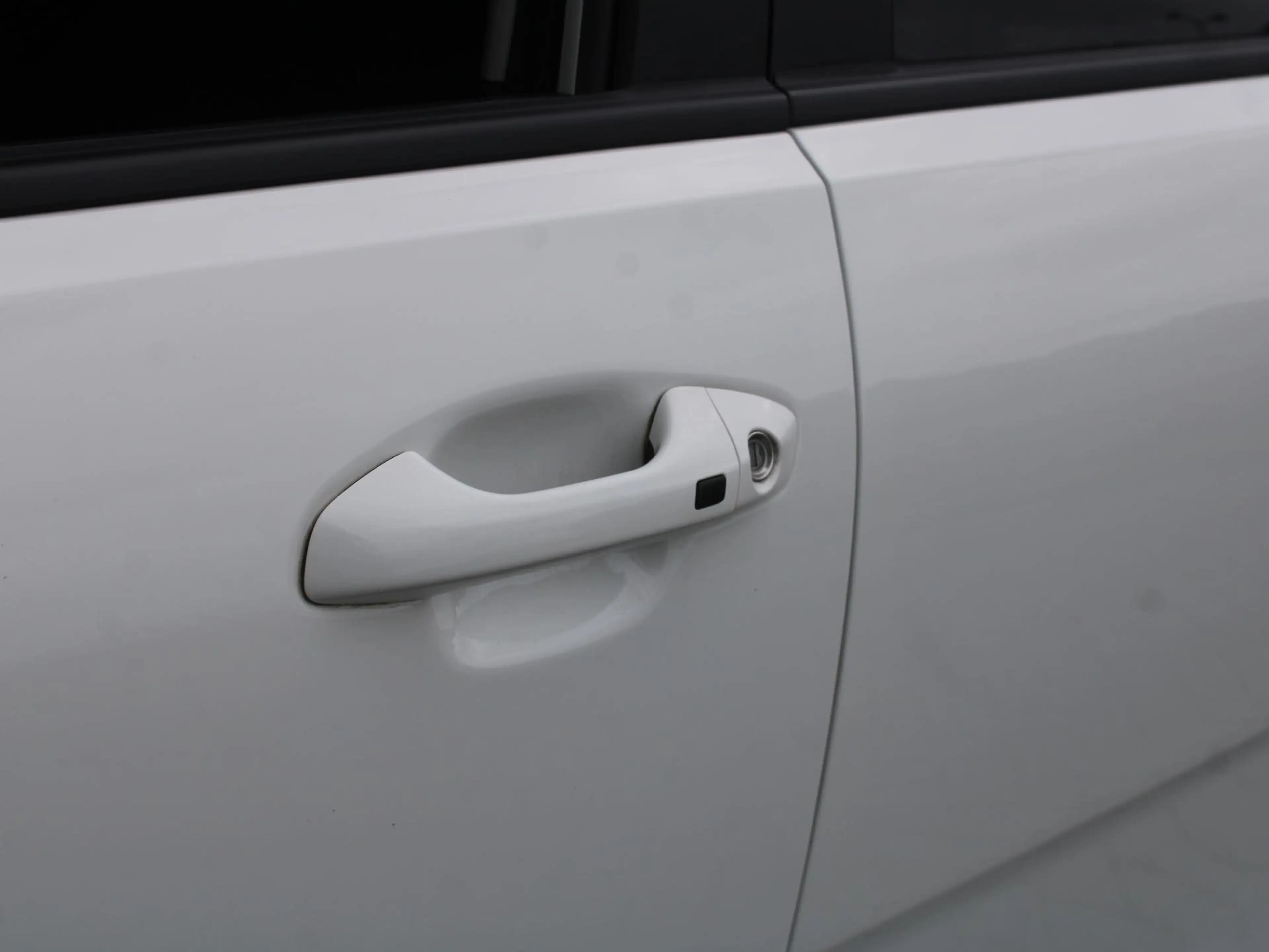 Kia Rio 1.0 T-GDi MHEV DynamicPlusLine | BTW Auto | Navi | — photo 28