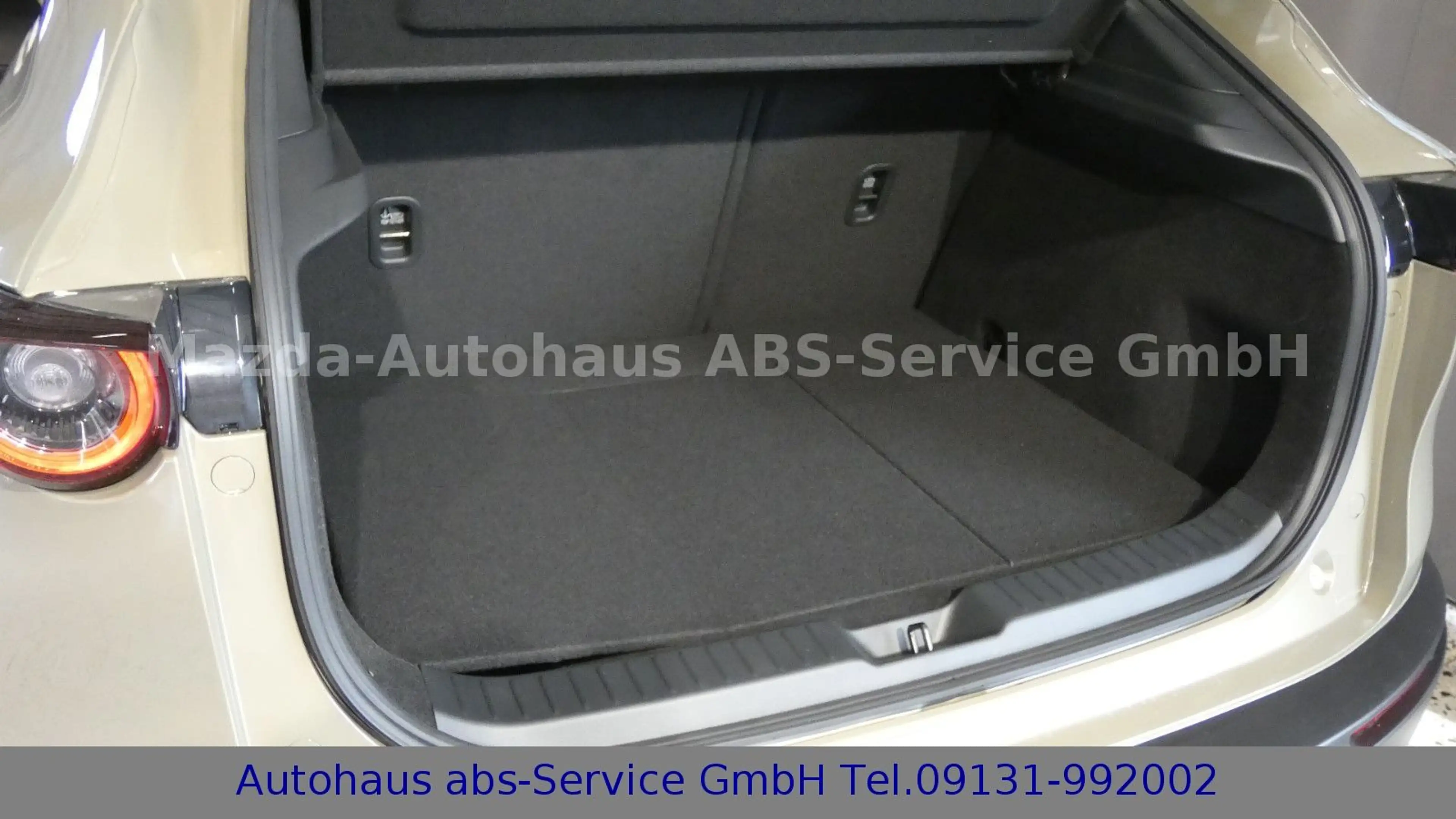 Mazda CX-30 e-SKY-G M-Hybrid 140 Automatik HOMURA — photo 10