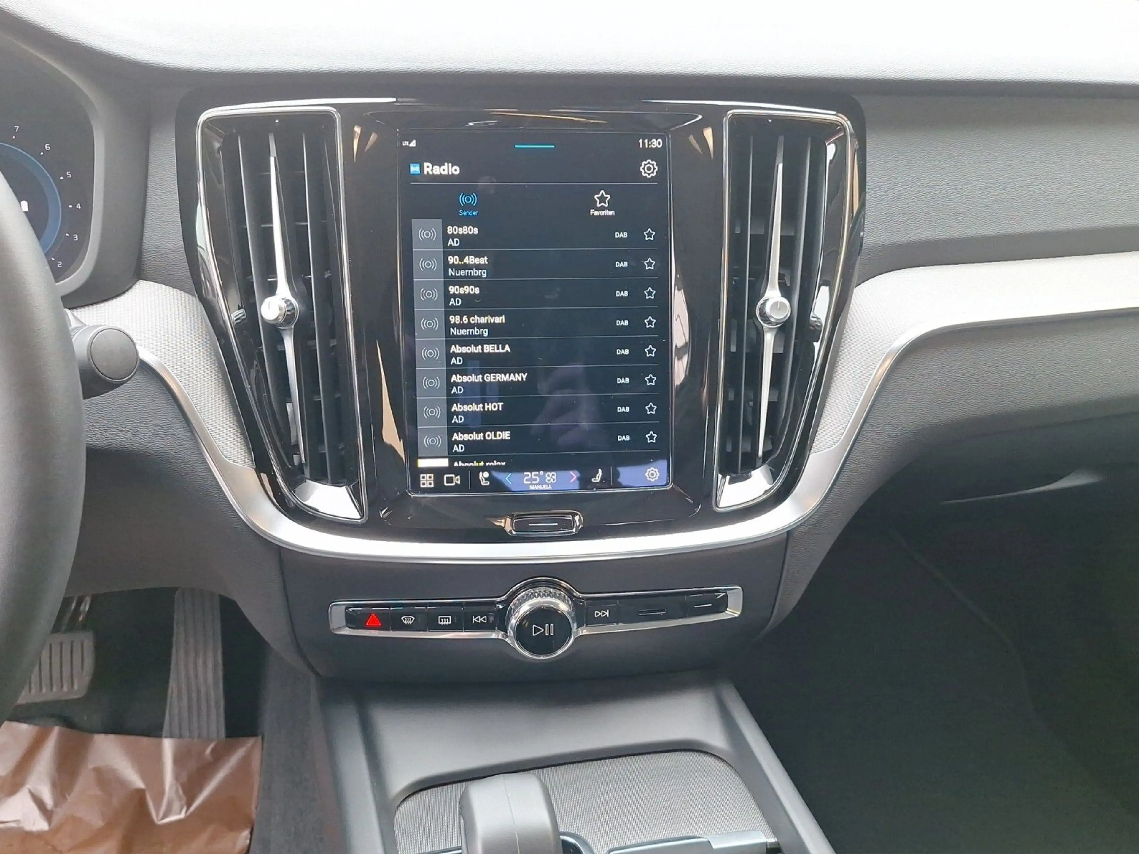 Volvo S60 Lim. Plus Dark,ACC, AHK,PDC, 360°,LED,8-fach — photo 15