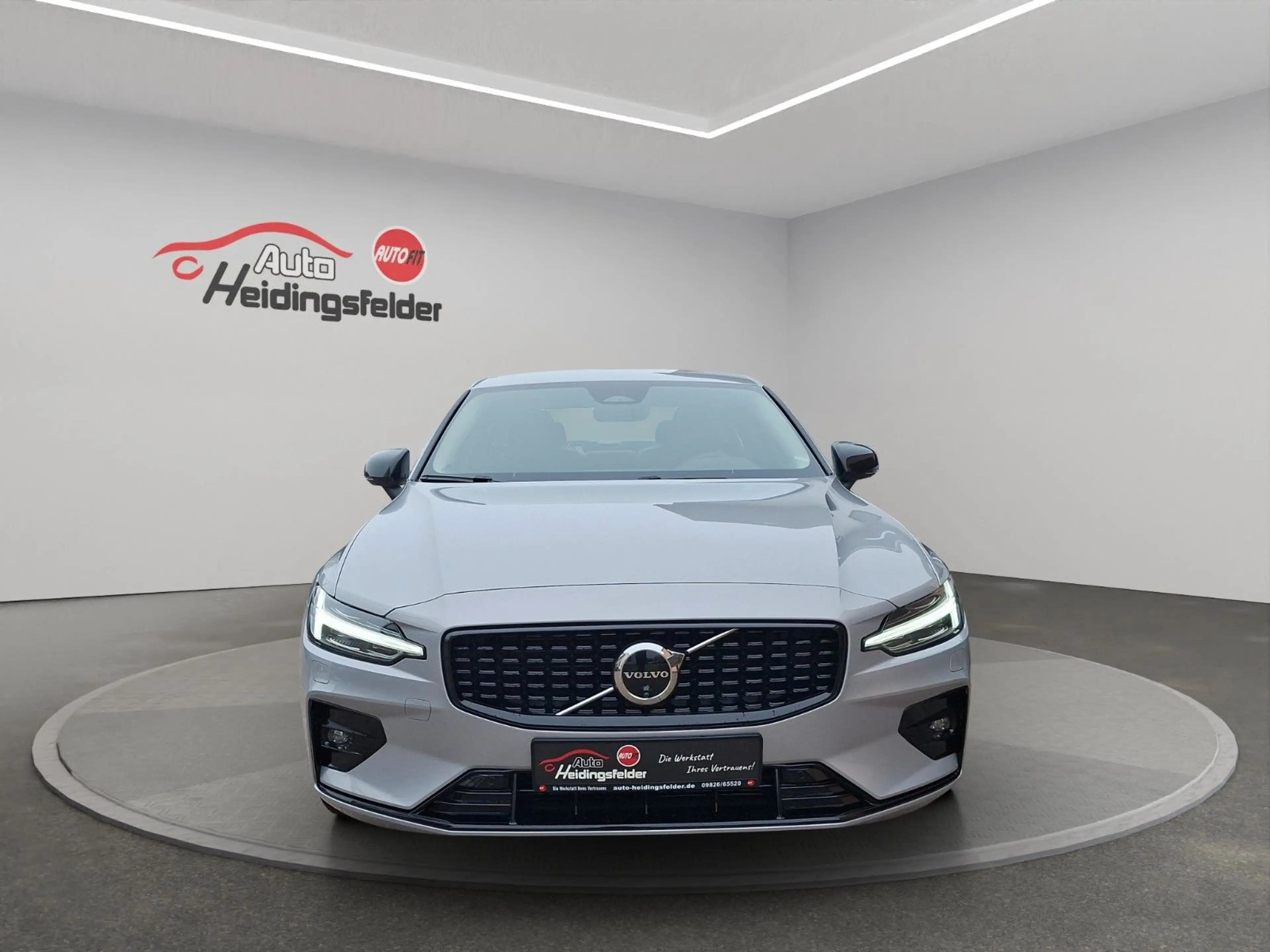 Volvo S60 Lim. Plus Dark,ACC, AHK,PDC, 360°,LED,8-fach — photo 8