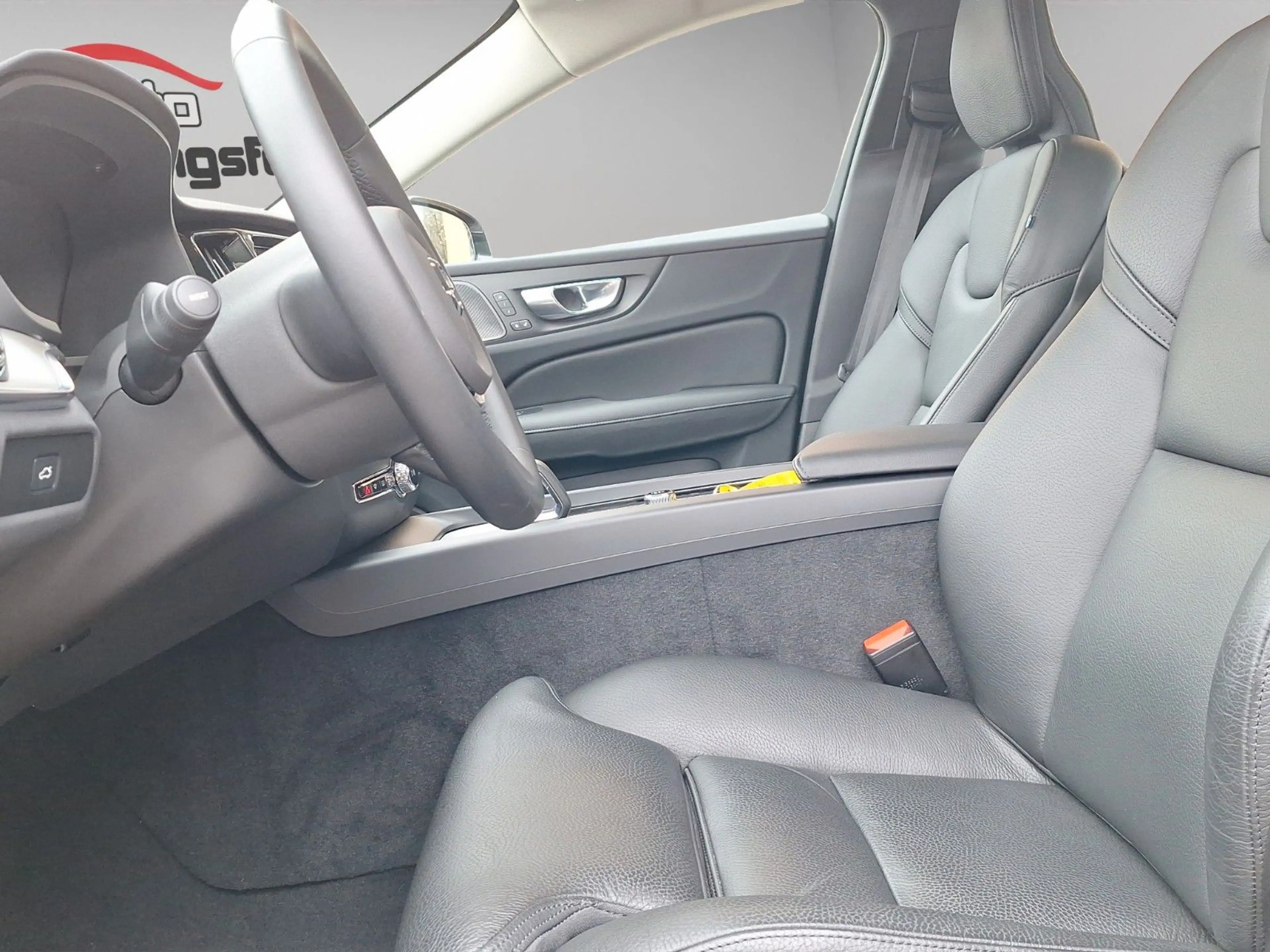Volvo S60 Lim. Plus Dark,ACC, AHK,PDC, 360°,LED,8-fach — photo 11