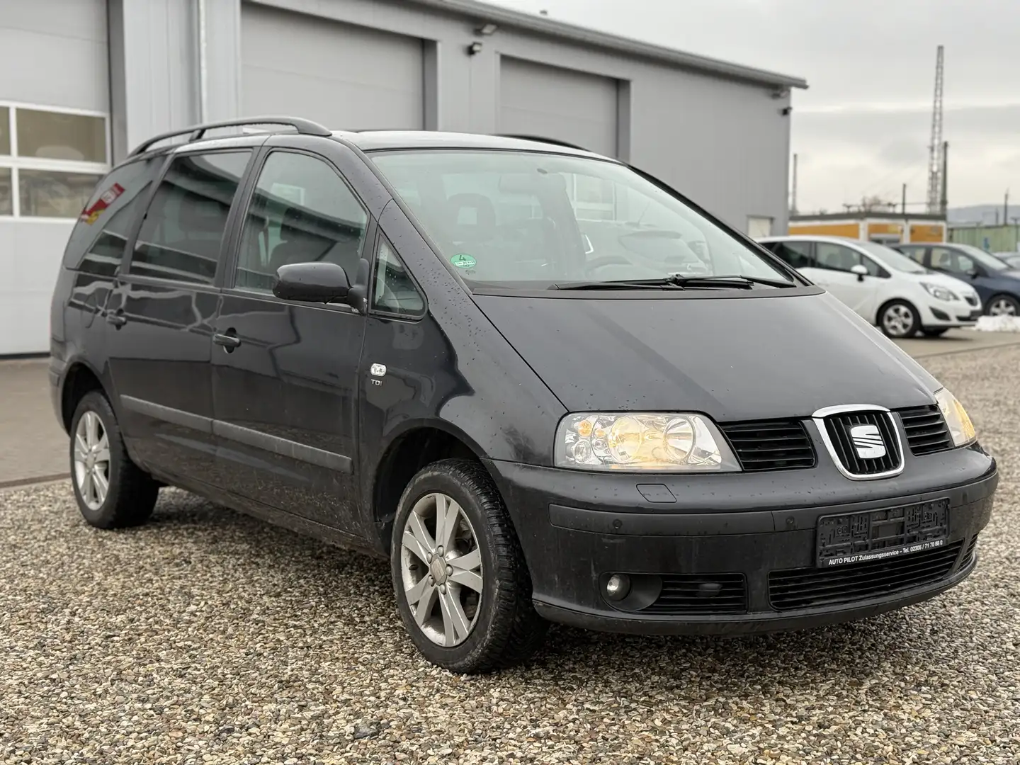 SEAT Alhambra Vigo GEWERBE UND EXPORT GETRIEBESCHADEN Schwarz - 1