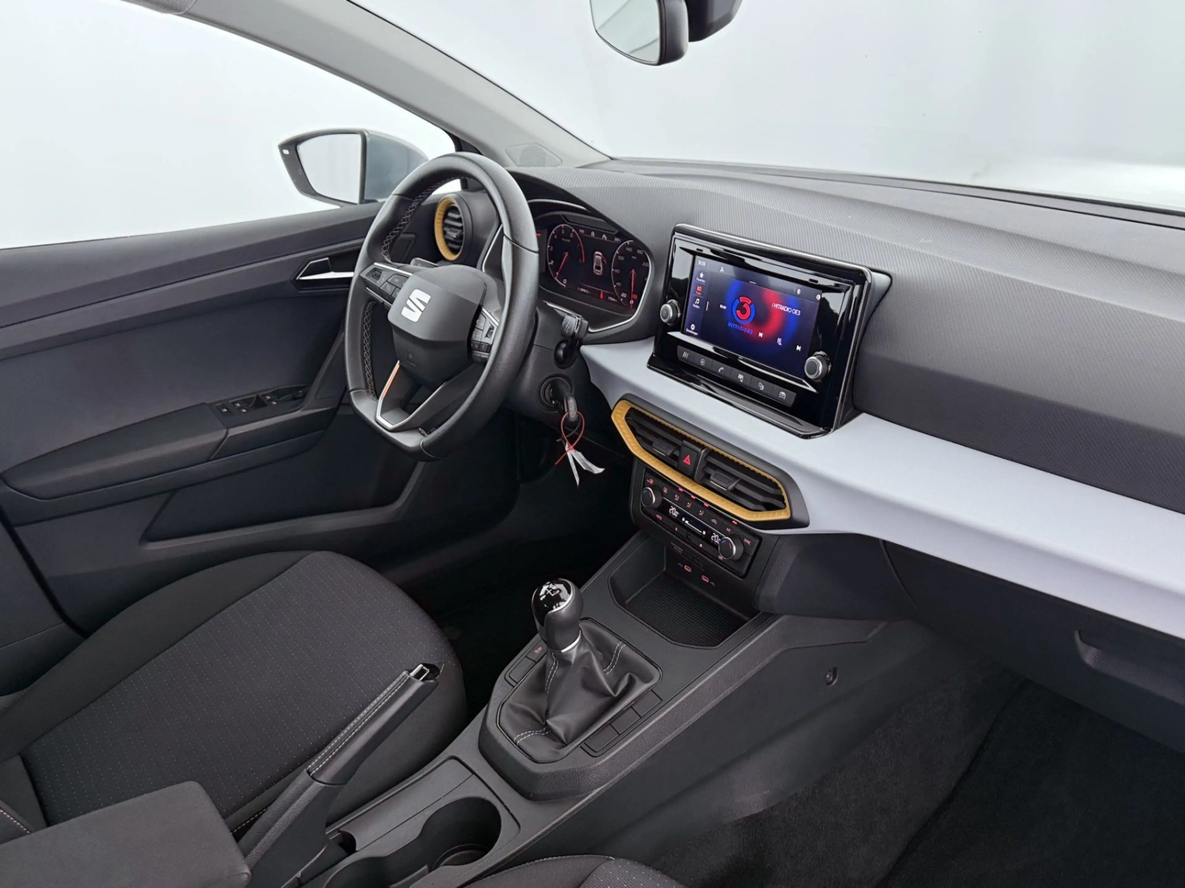 SEAT Ibiza 1.0 TSI Style LED DIGITAL-TACHO ASSIST TEMP — photo 14