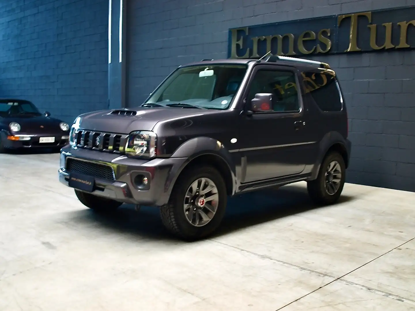 Suzuki Jimny 4 Posti Mod. 2017 Evolution Plus 4wd a Pordenone Gris - 2