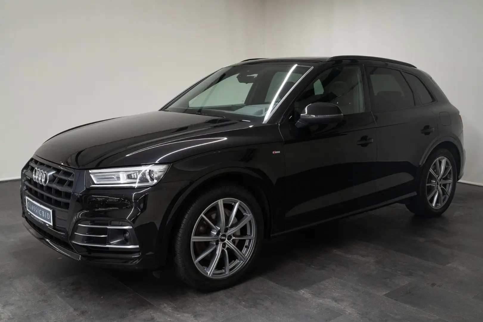 Audi Q5 50 TFSI e quattro sport Noir - 1
