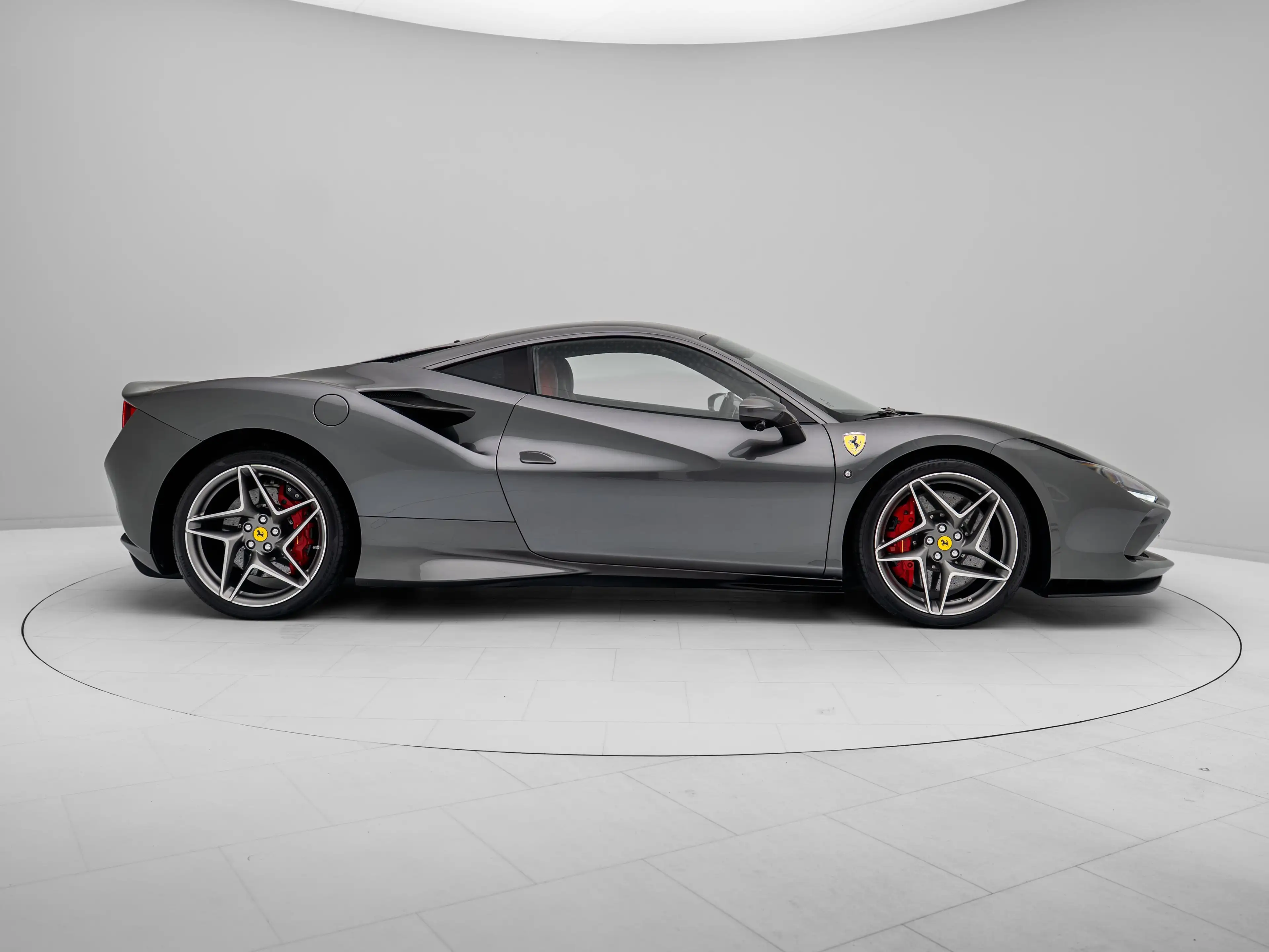 Ferrari F8 Tributo Coupé — photo 6
