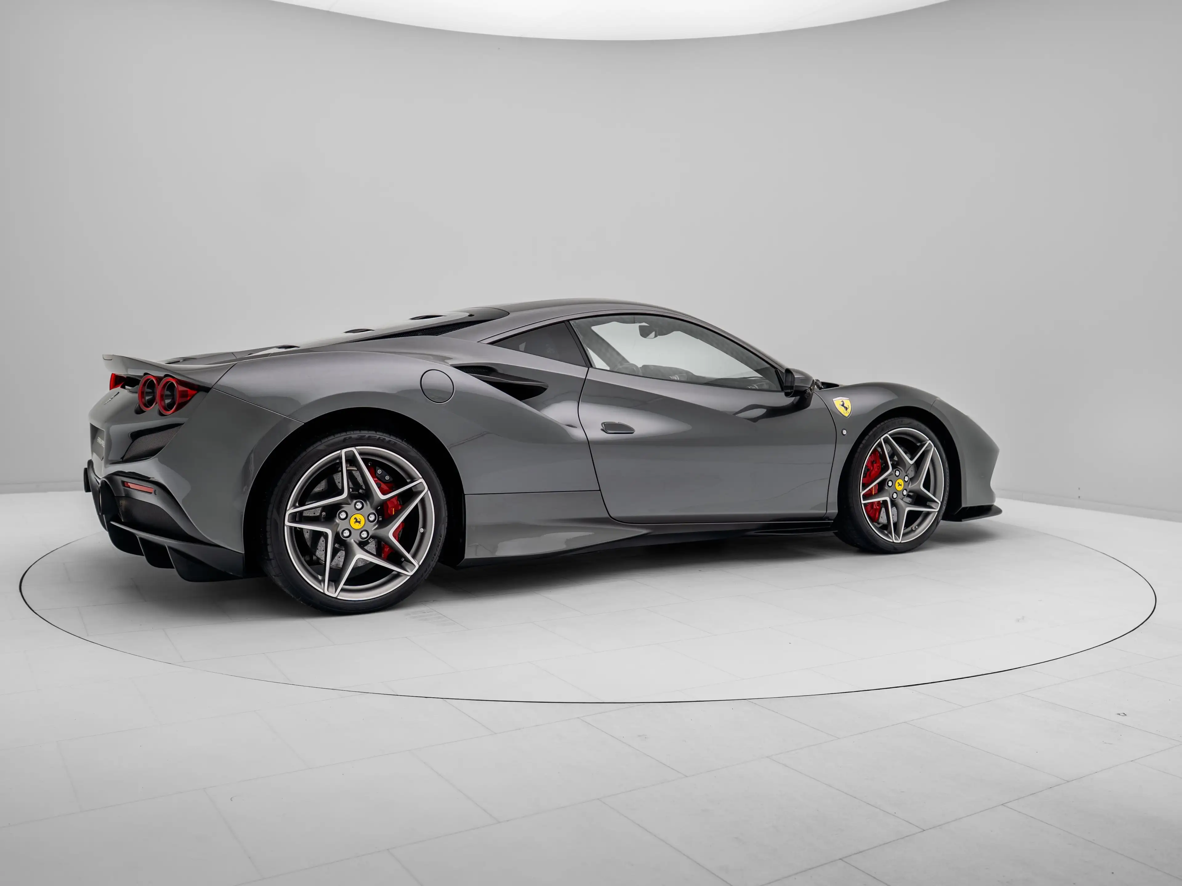 Ferrari F8 Tributo Coupé — photo 7